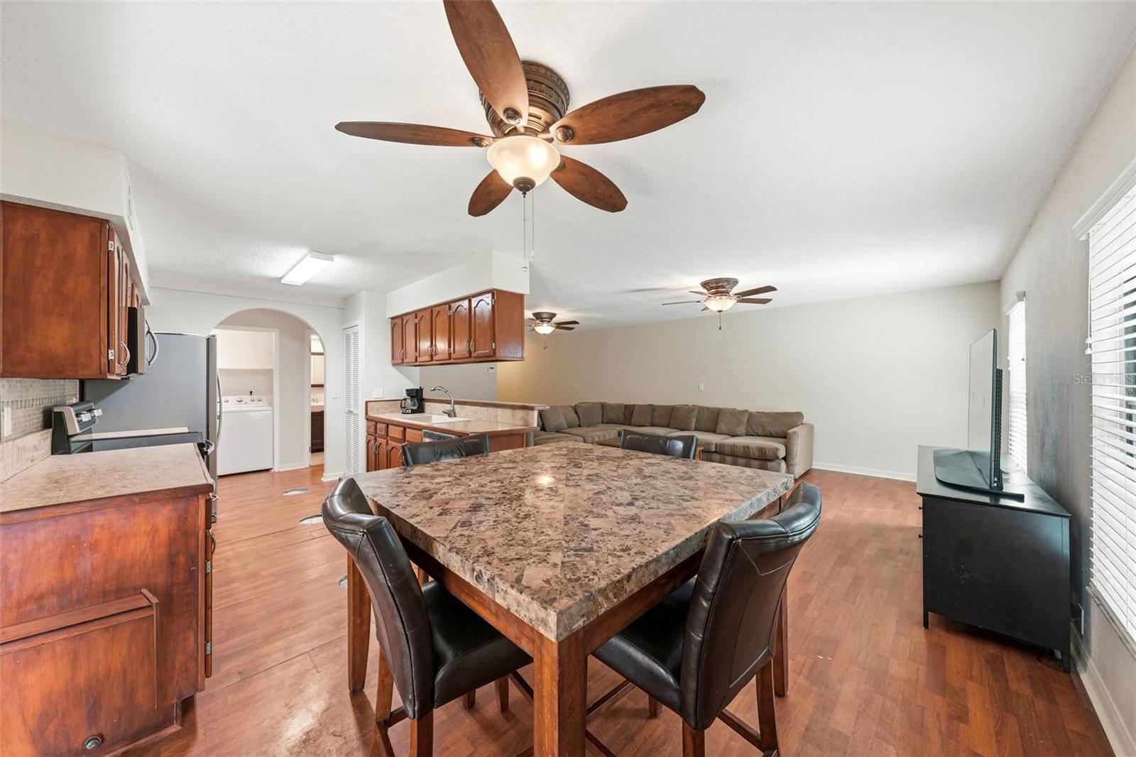 100 E OAK TERRACE DR #B2, LEESBURG, FL — photo 7
