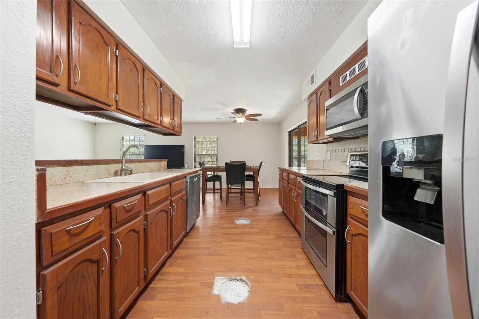 100 E OAK TERRACE DR #B2, LEESBURG, FL — photo 14