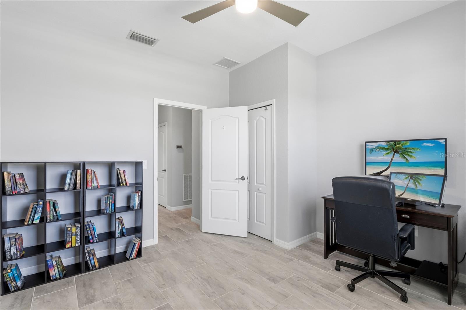 10103 MARBELLA DR, BRADENTON, FL — photo 40