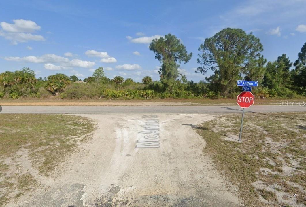 912 MCARTHUR CT, LEHIGH ACRES, FL