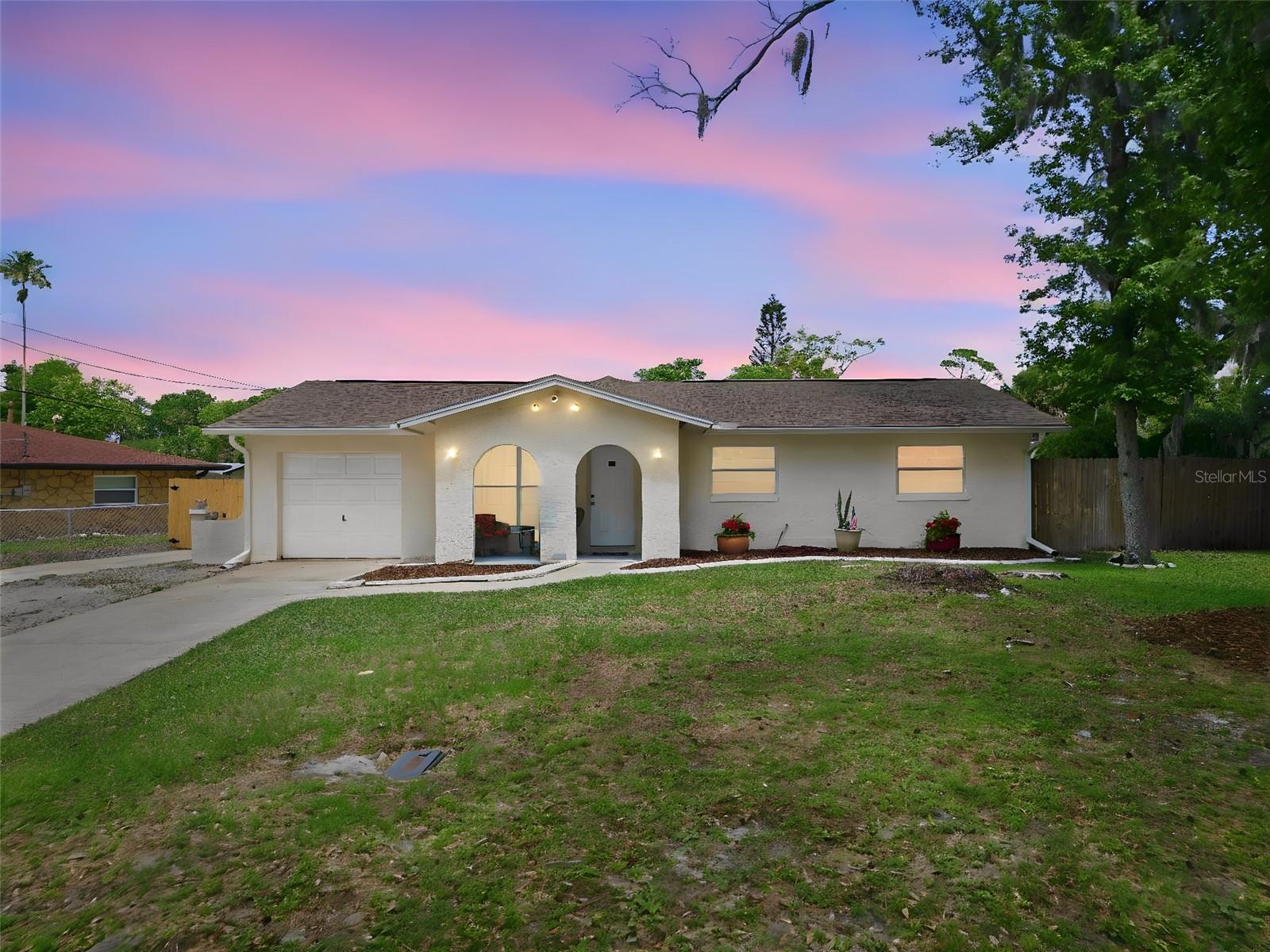 2861 W OAK LEA DR, SOUTH DAYTONA, FL — photo 2