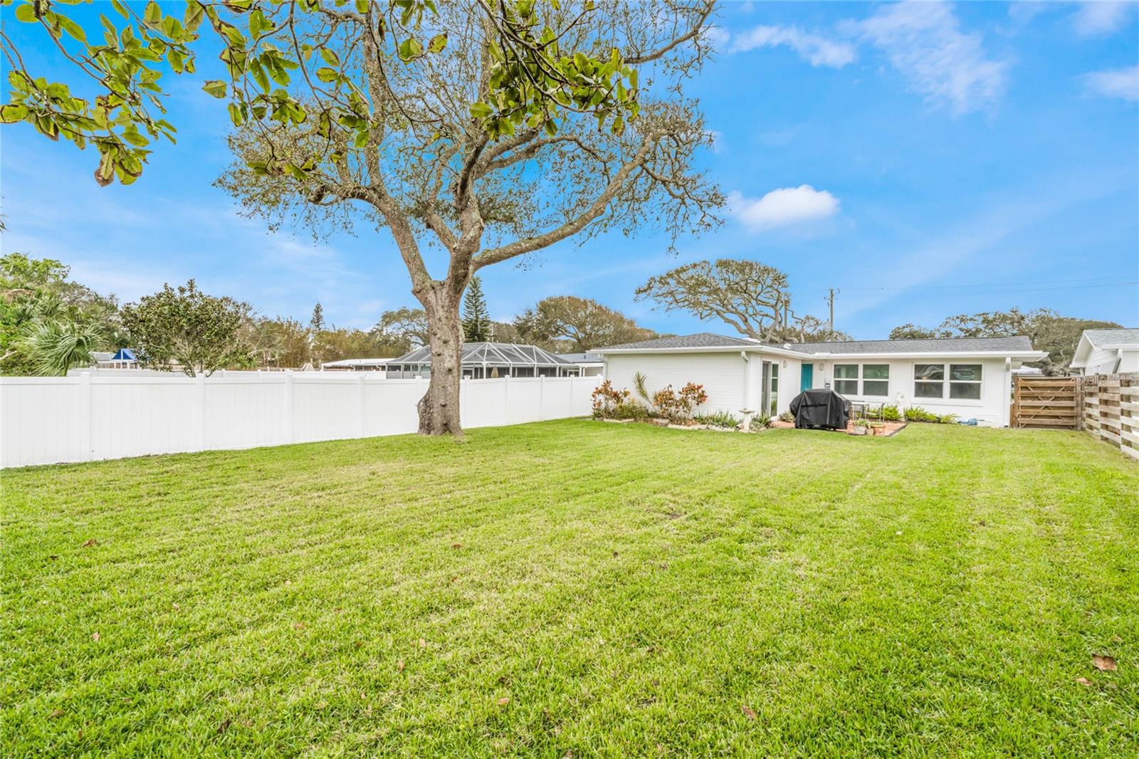 809 E 15TH AVE, NEW SMYRNA BEACH, FL — photo 35
