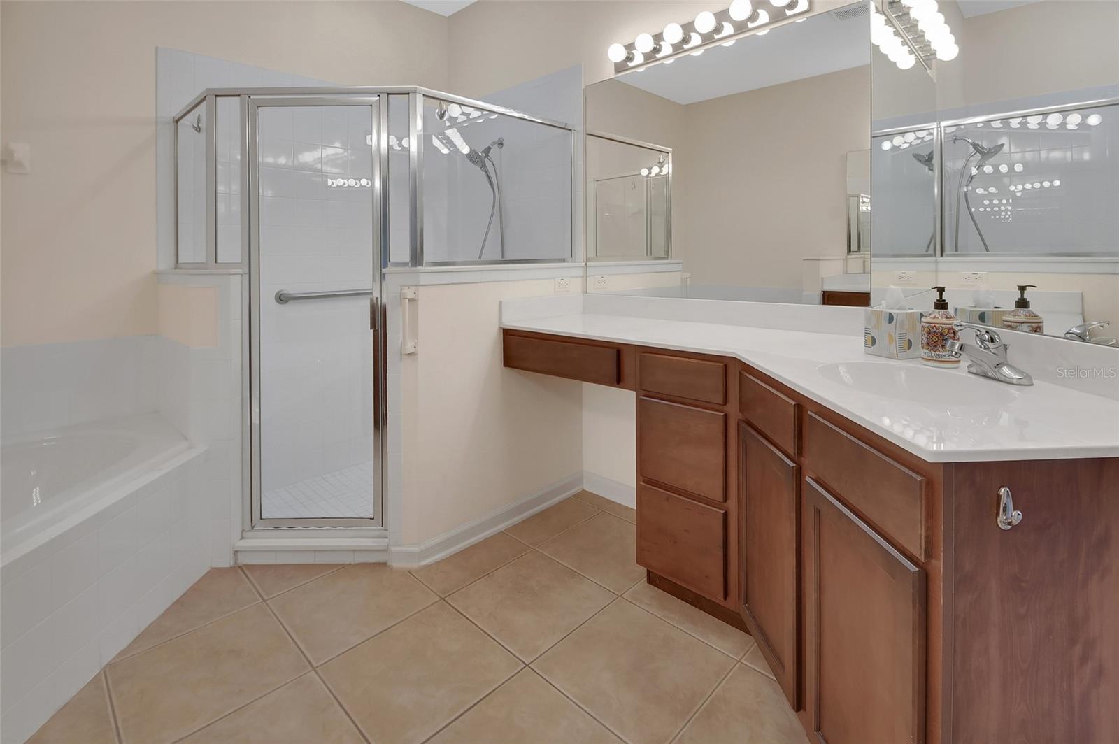 525 HERON POINT WAY, DELAND, FL — photo 35