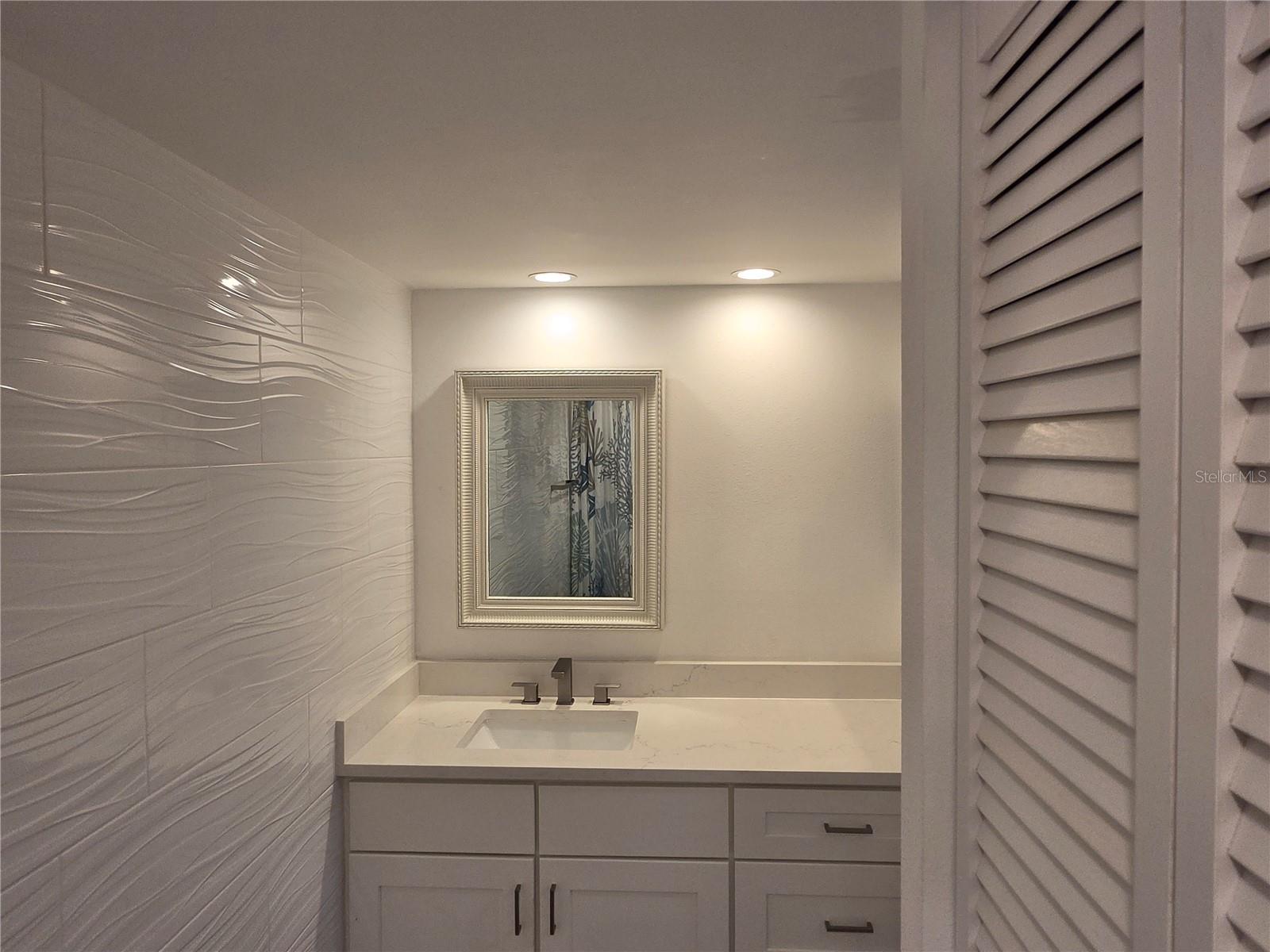 500 TREASURE ISLAND CSWY #307, TREASURE ISLAND, FL — photo 25