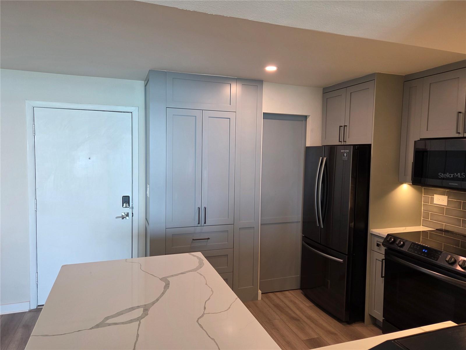 500 TREASURE ISLAND CSWY #307, TREASURE ISLAND, FL — photo 14