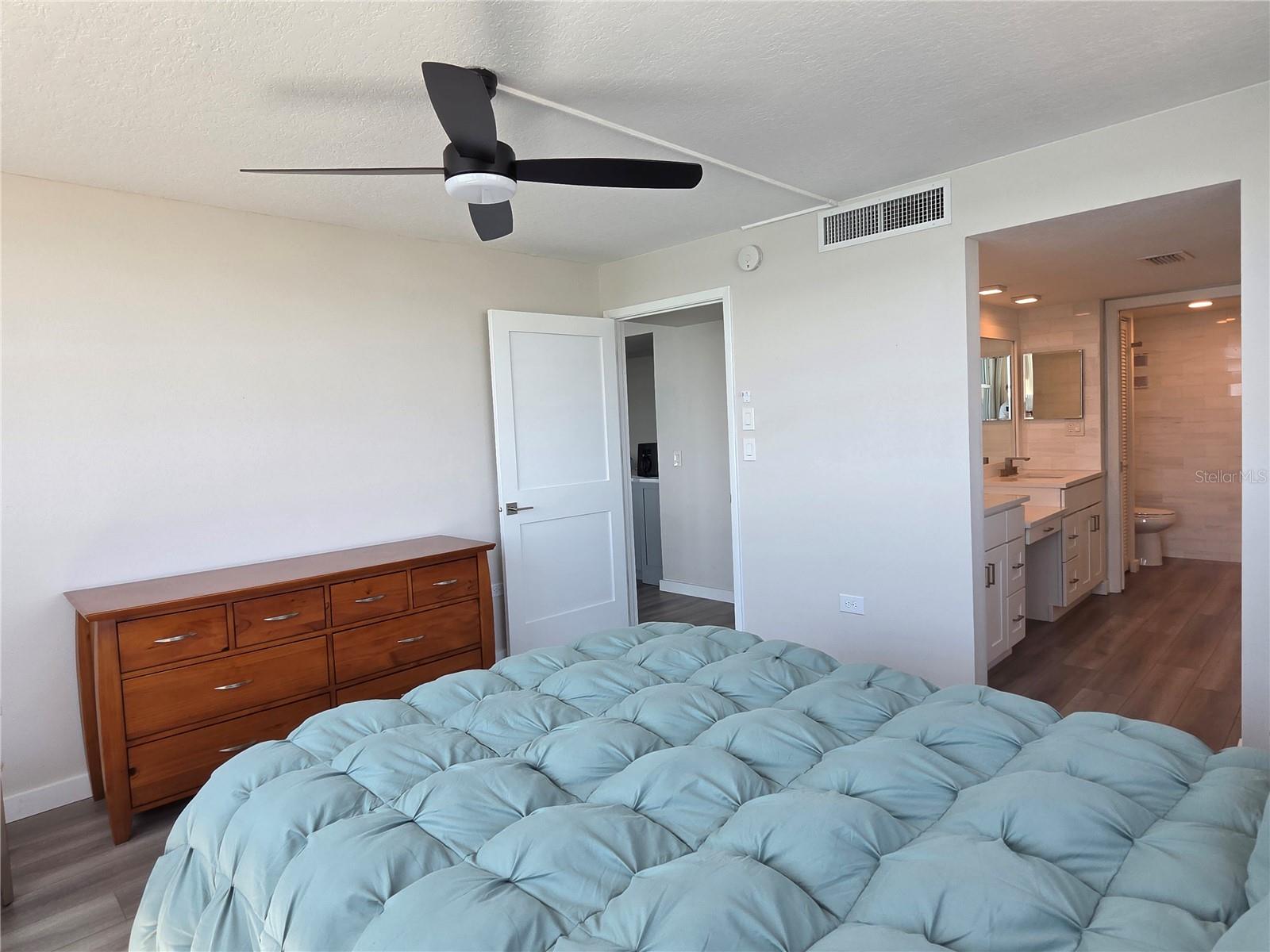 500 TREASURE ISLAND CSWY #307, TREASURE ISLAND, FL — photo 28