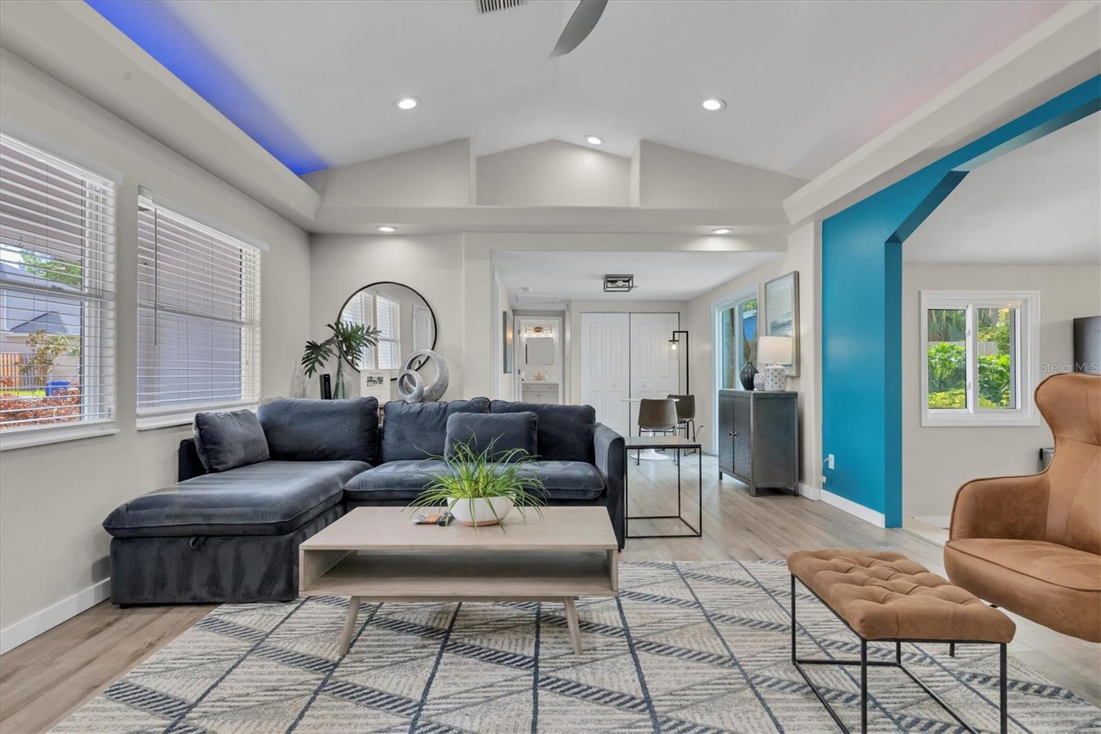 4110 IOLA DR, SARASOTA, FL — photo 4