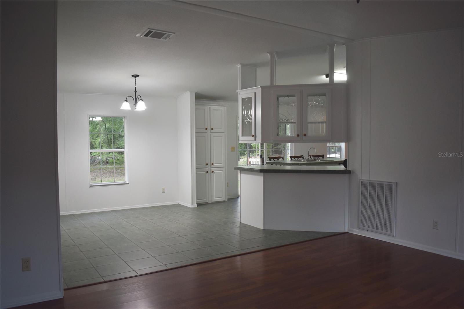 8231 NE 111TH ST, BRONSON, FL — photo 2