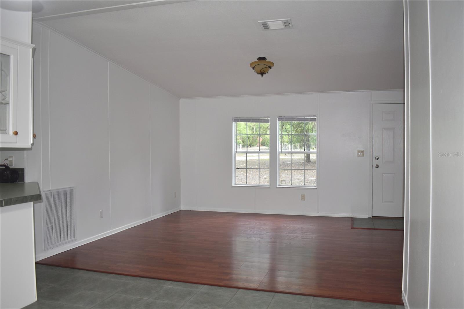 8231 NE 111TH ST, BRONSON, FL — photo 3