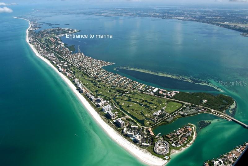 2600 HARBOURSIDE DR #B-06, LONGBOAT KEY, FL — photo 8