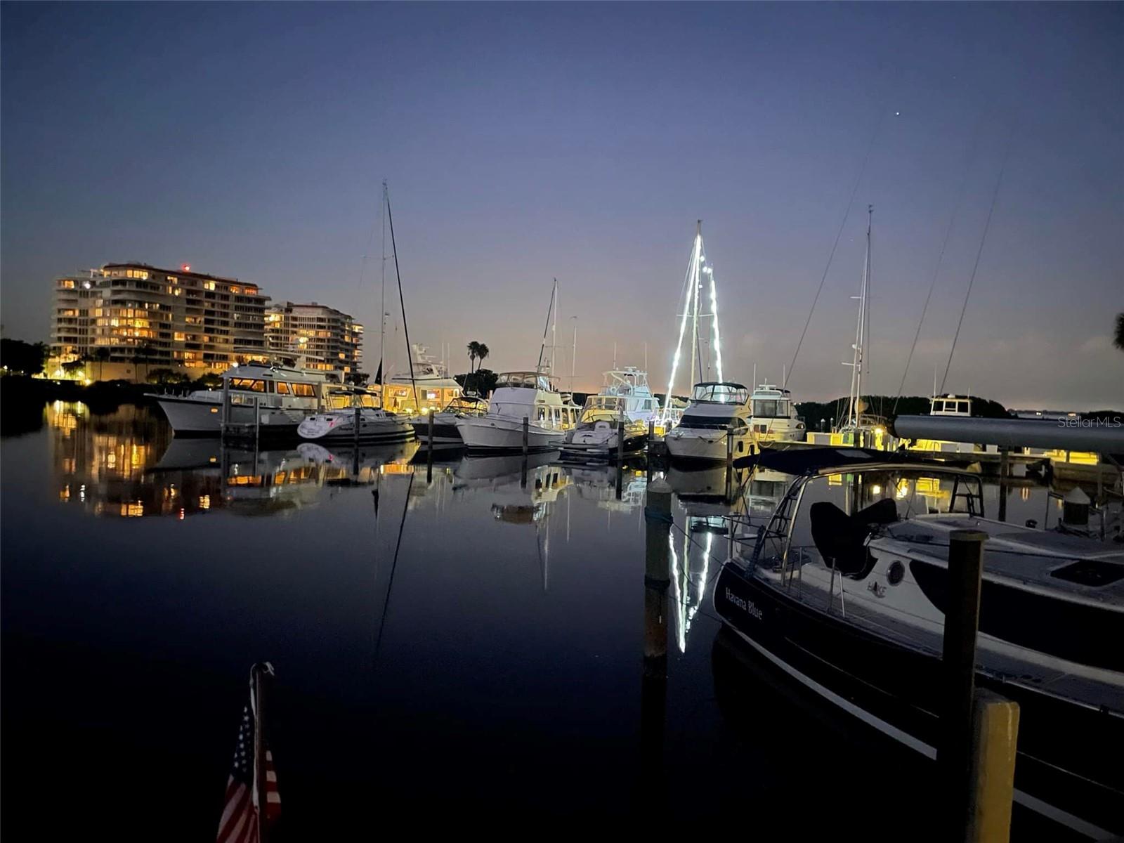 2600 HARBOURSIDE DR #B-06, LONGBOAT KEY, FL — photo 15