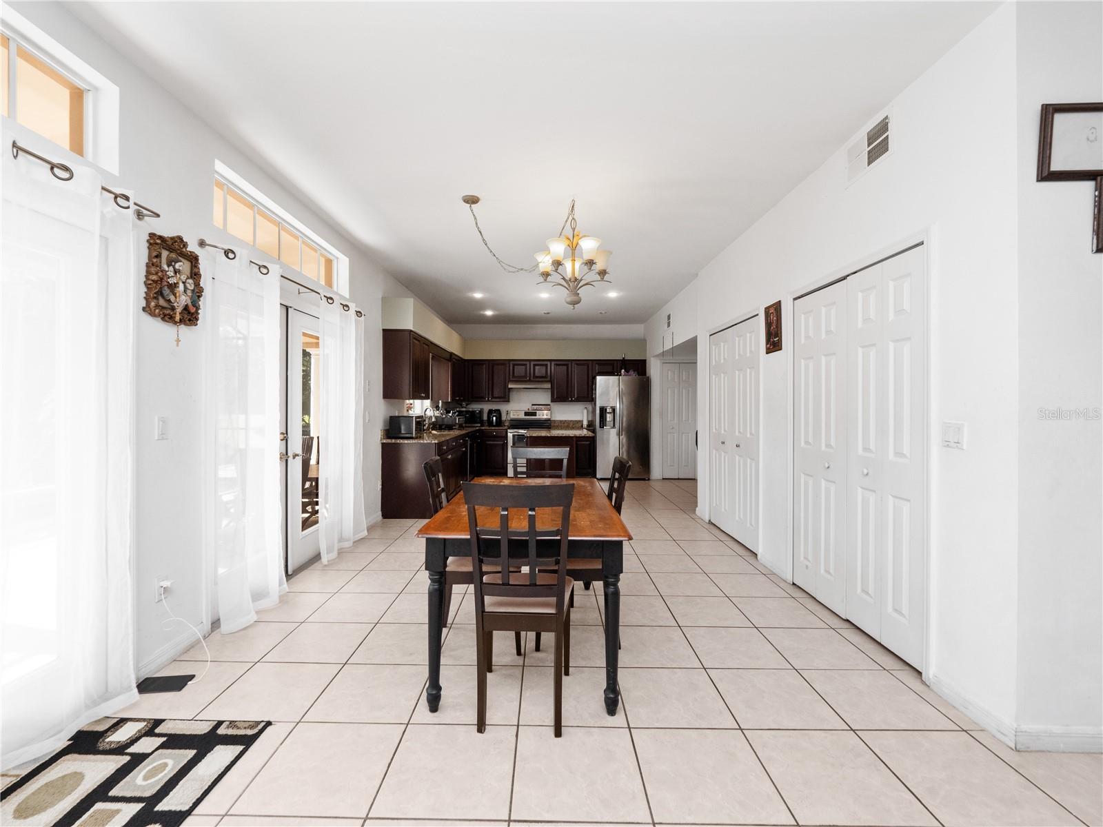 2072 STONE CROSS CIR, ORLANDO, FL — photo 11