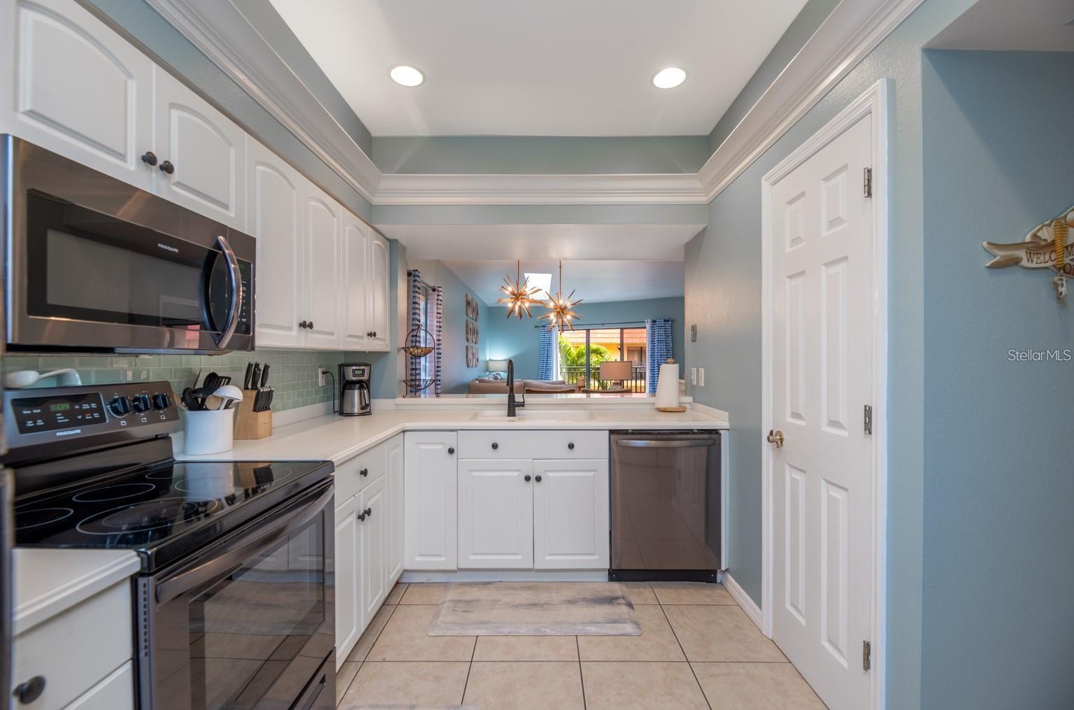 6006 GULF DR #207, HOLMES BEACH, FL — photo 15