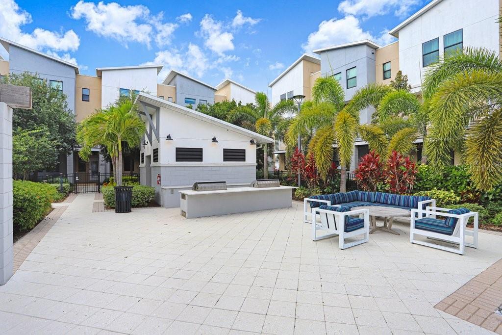 1210 25TH ST N, ST PETERSBURG, FL — photo 31