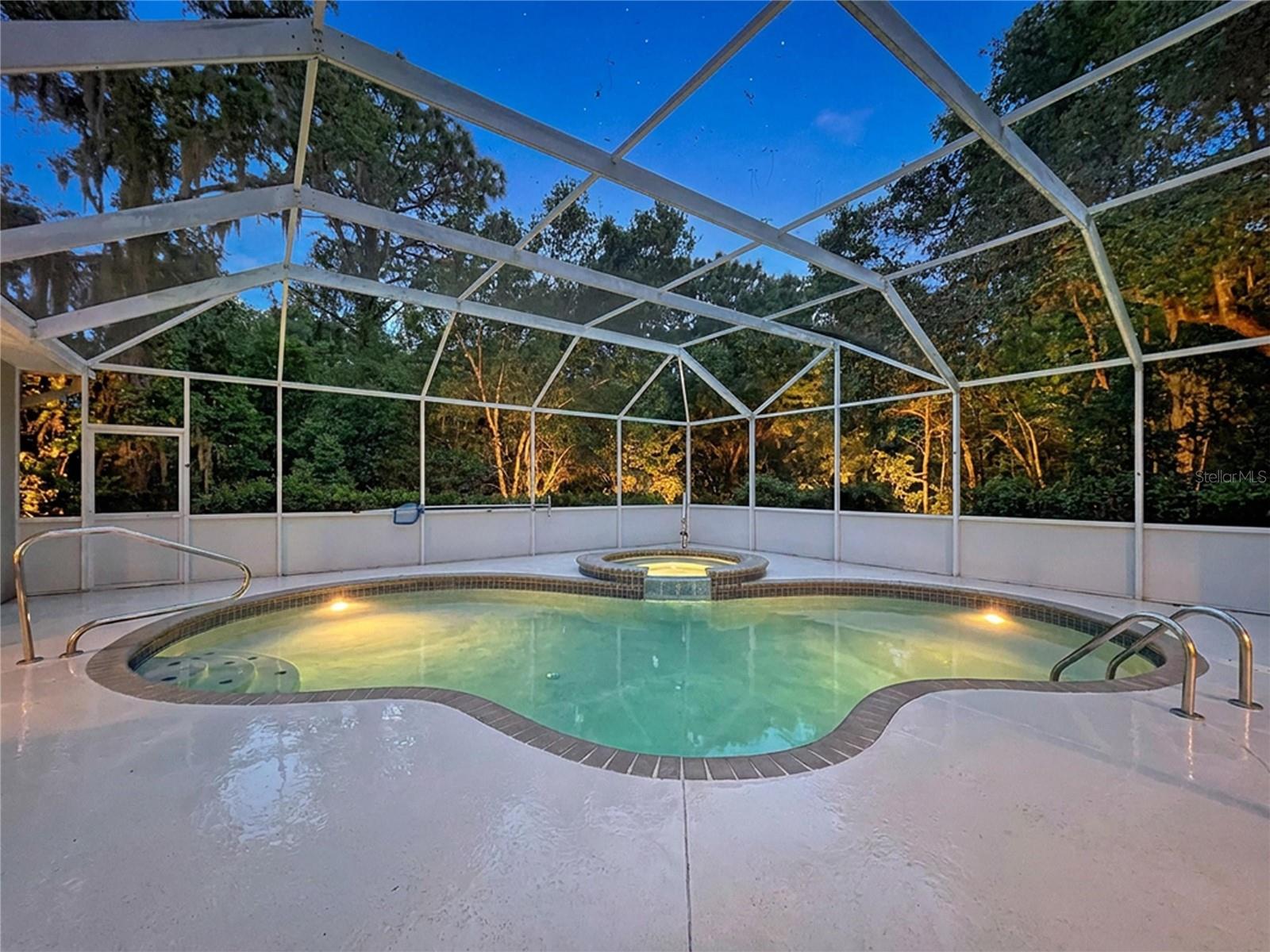 464 E LIBERTY ST, HERNANDO, FL — photo 2