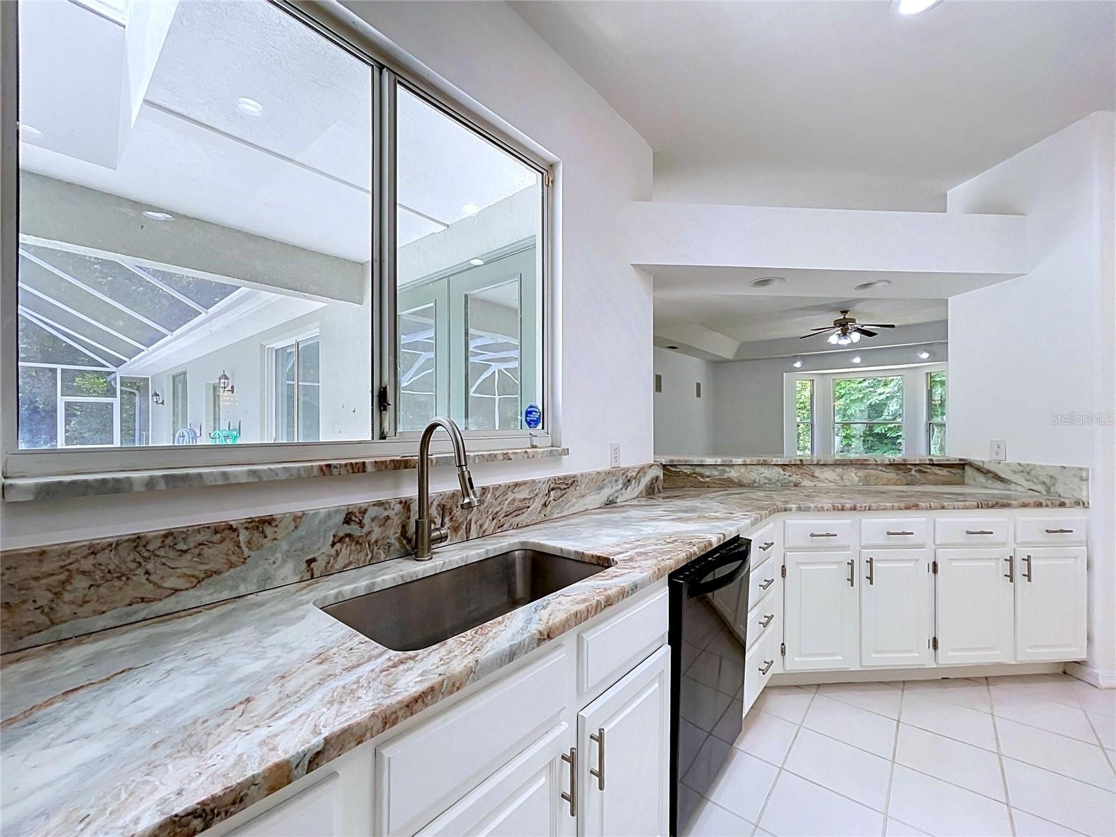464 E LIBERTY ST, HERNANDO, FL — photo 5