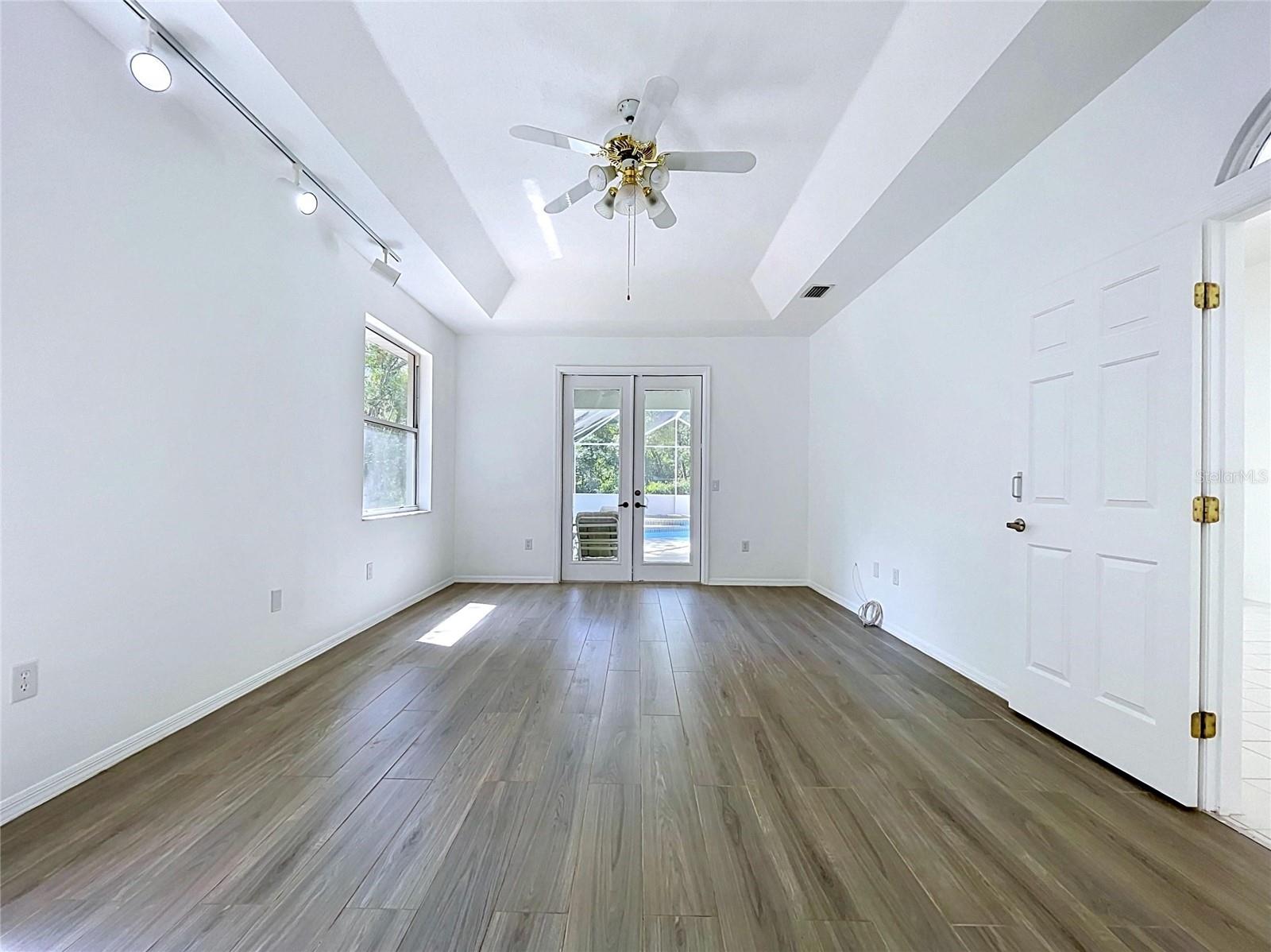 464 E LIBERTY ST, HERNANDO, FL — photo 33
