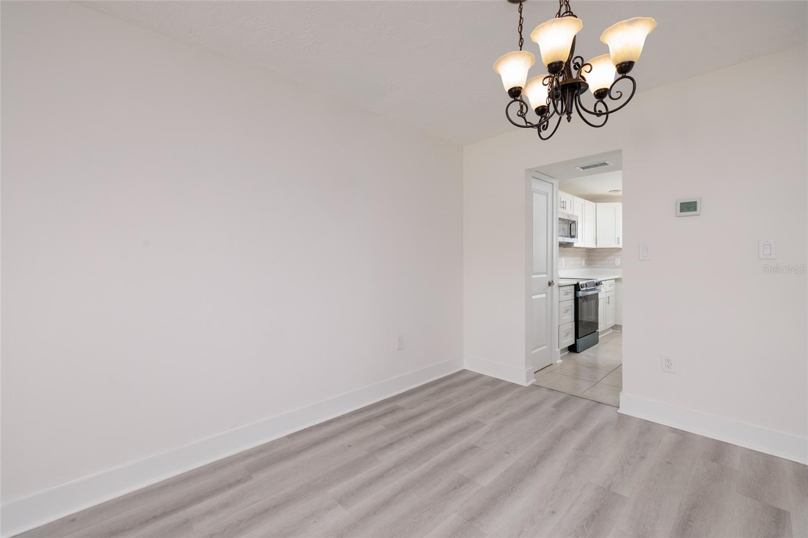 4550 OVERLOOK DR NE #154, ST PETERSBURG, FL — photo 15