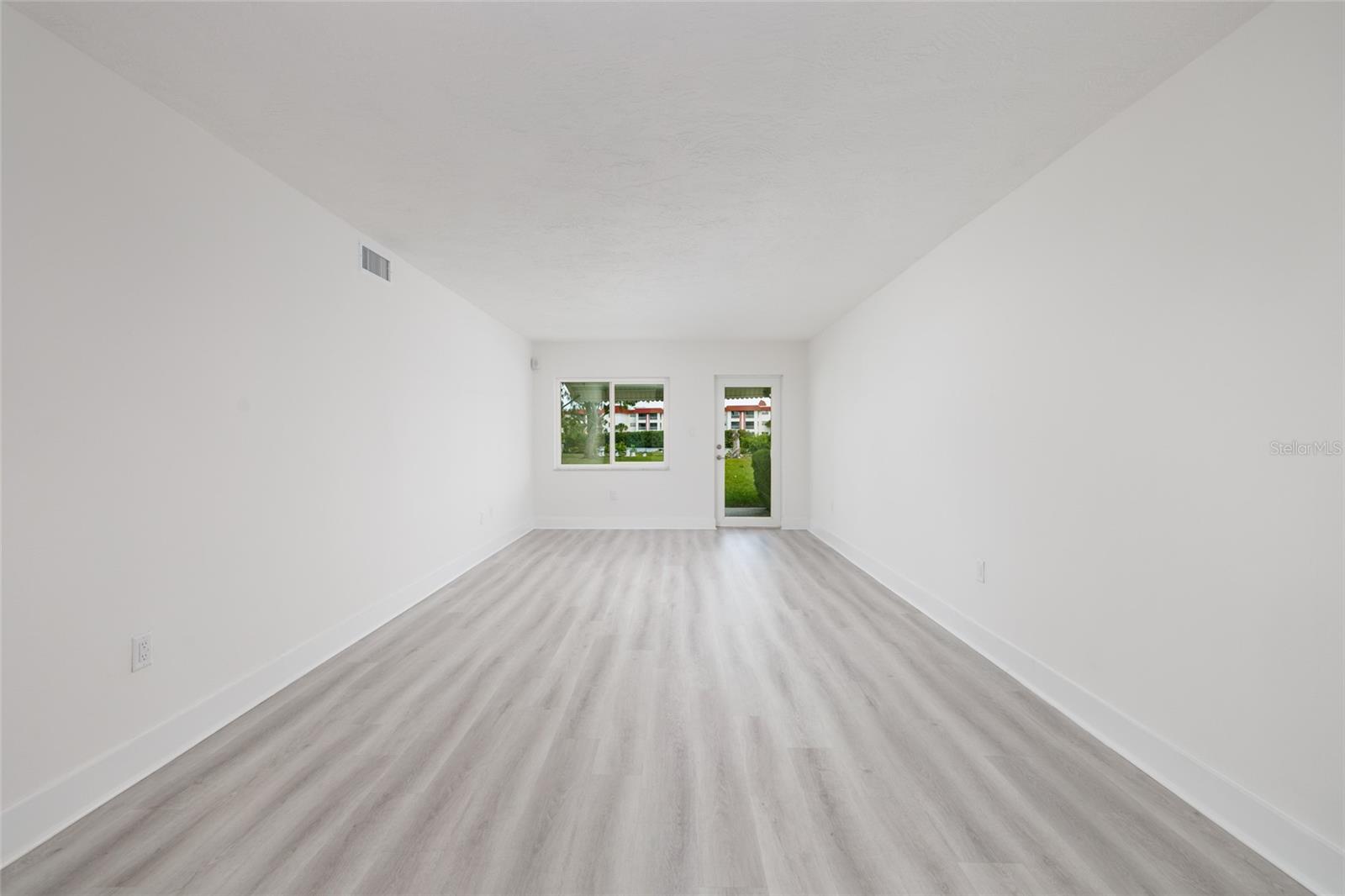 4550 OVERLOOK DR NE #154, ST PETERSBURG, FL — photo 21