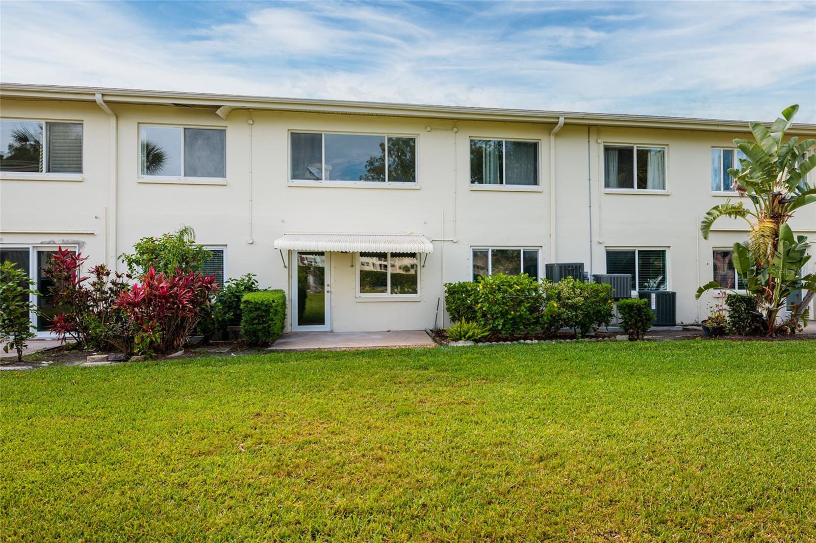 4550 OVERLOOK DR NE #154, ST PETERSBURG, FL — photo 25
