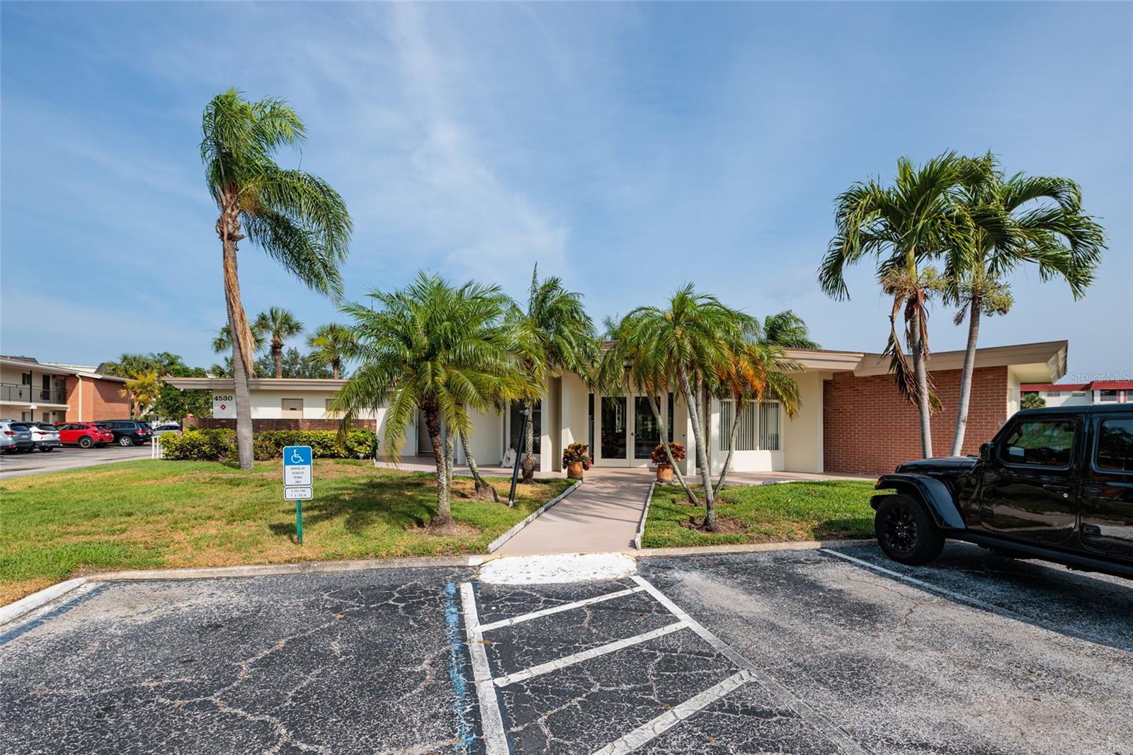 4550 OVERLOOK DR NE #154, ST PETERSBURG, FL — photo 37