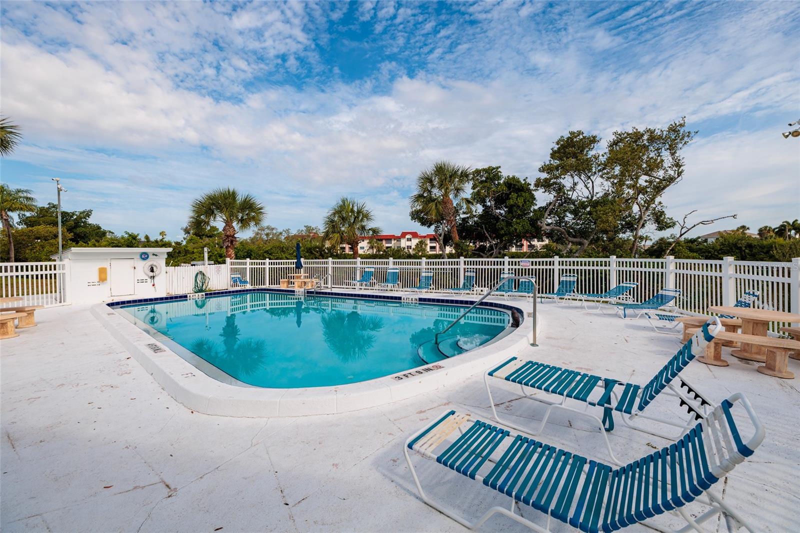 4550 OVERLOOK DR NE #154, ST PETERSBURG, FL — photo 45