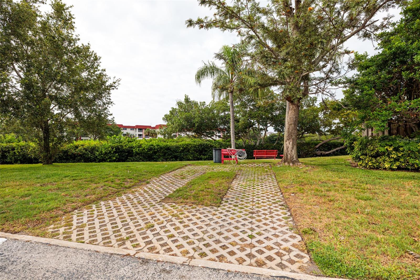 4550 OVERLOOK DR NE #154, ST PETERSBURG, FL — photo 47