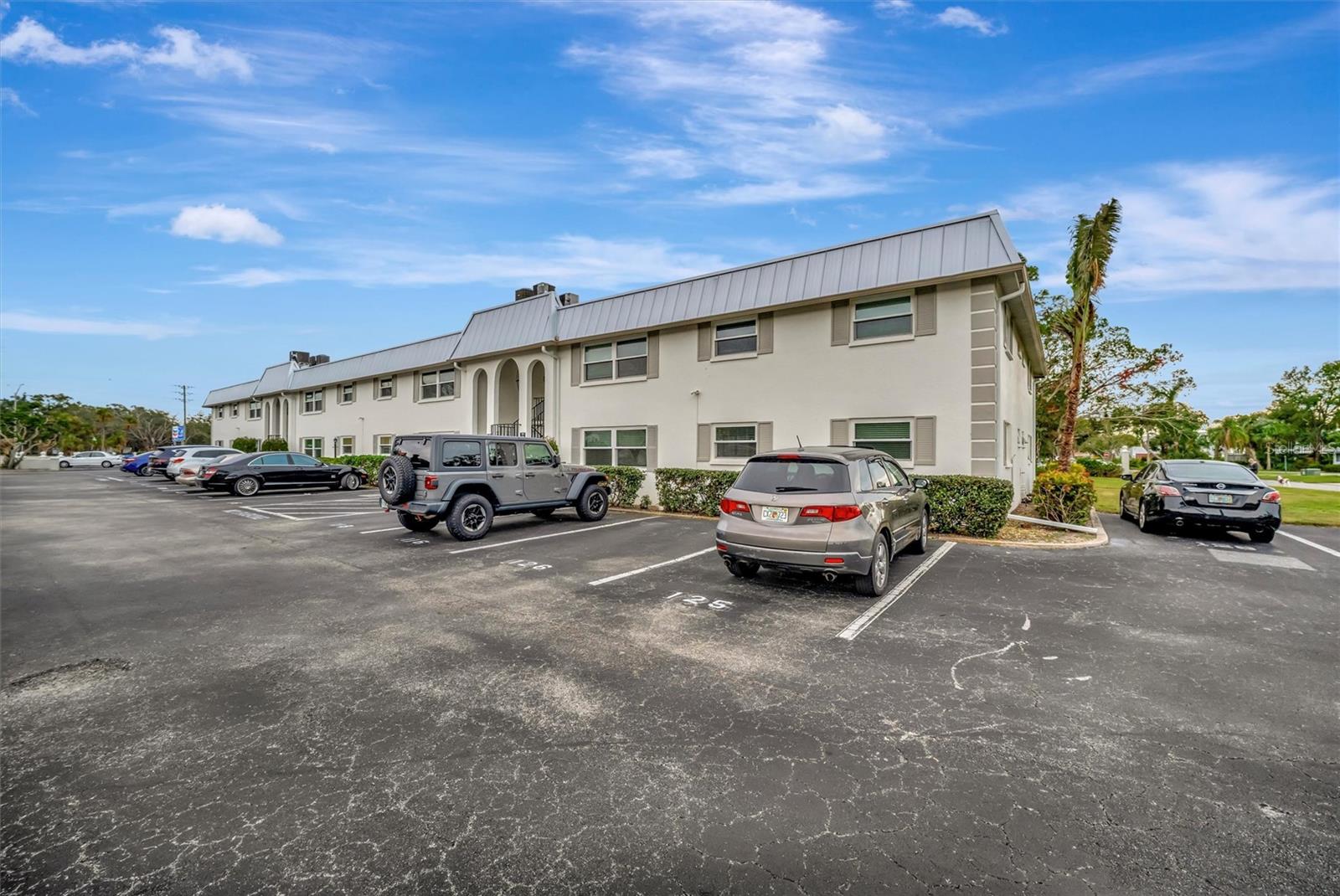 5800 HOLLYWOOD BLVD #115, SARASOTA, FL — photo 2