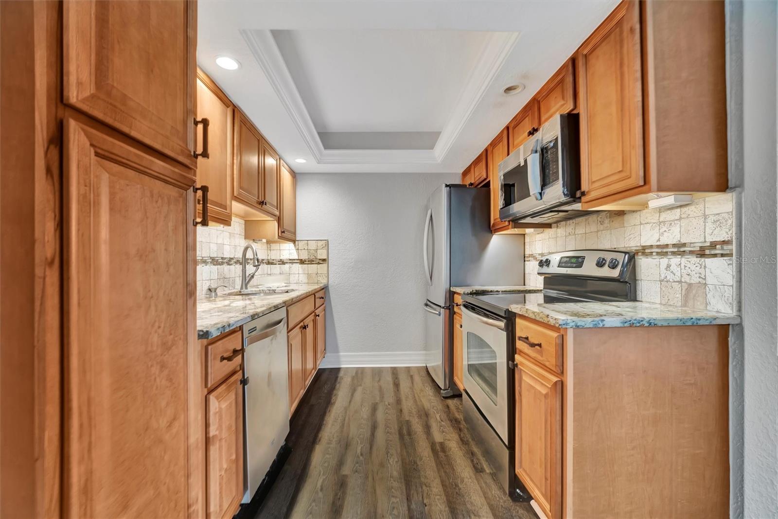 5800 HOLLYWOOD BLVD #115, SARASOTA, FL — photo 10