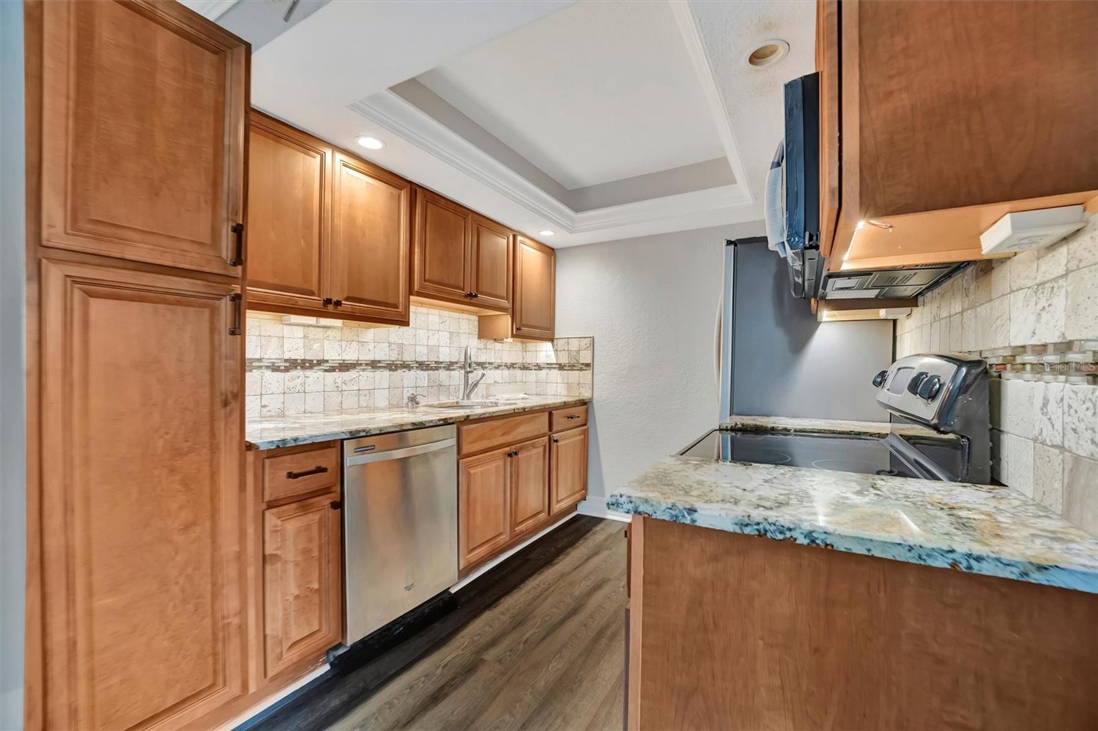 5800 HOLLYWOOD BLVD #115, SARASOTA, FL — photo 11