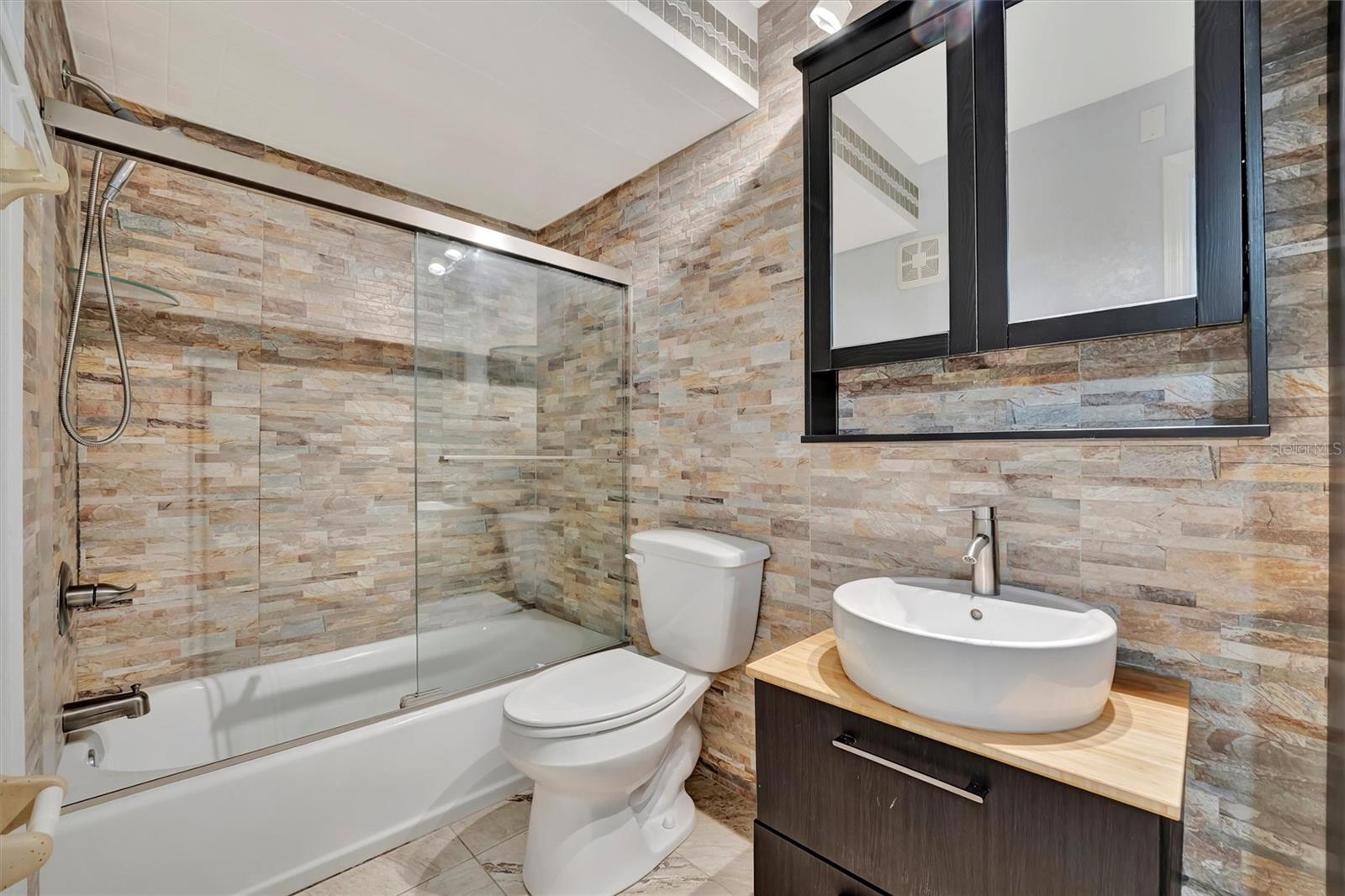 5800 HOLLYWOOD BLVD #115, SARASOTA, FL — photo 17