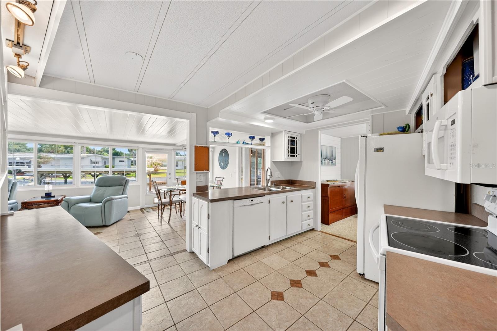 957 TODD WAY, TAVARES, FL — photo 23