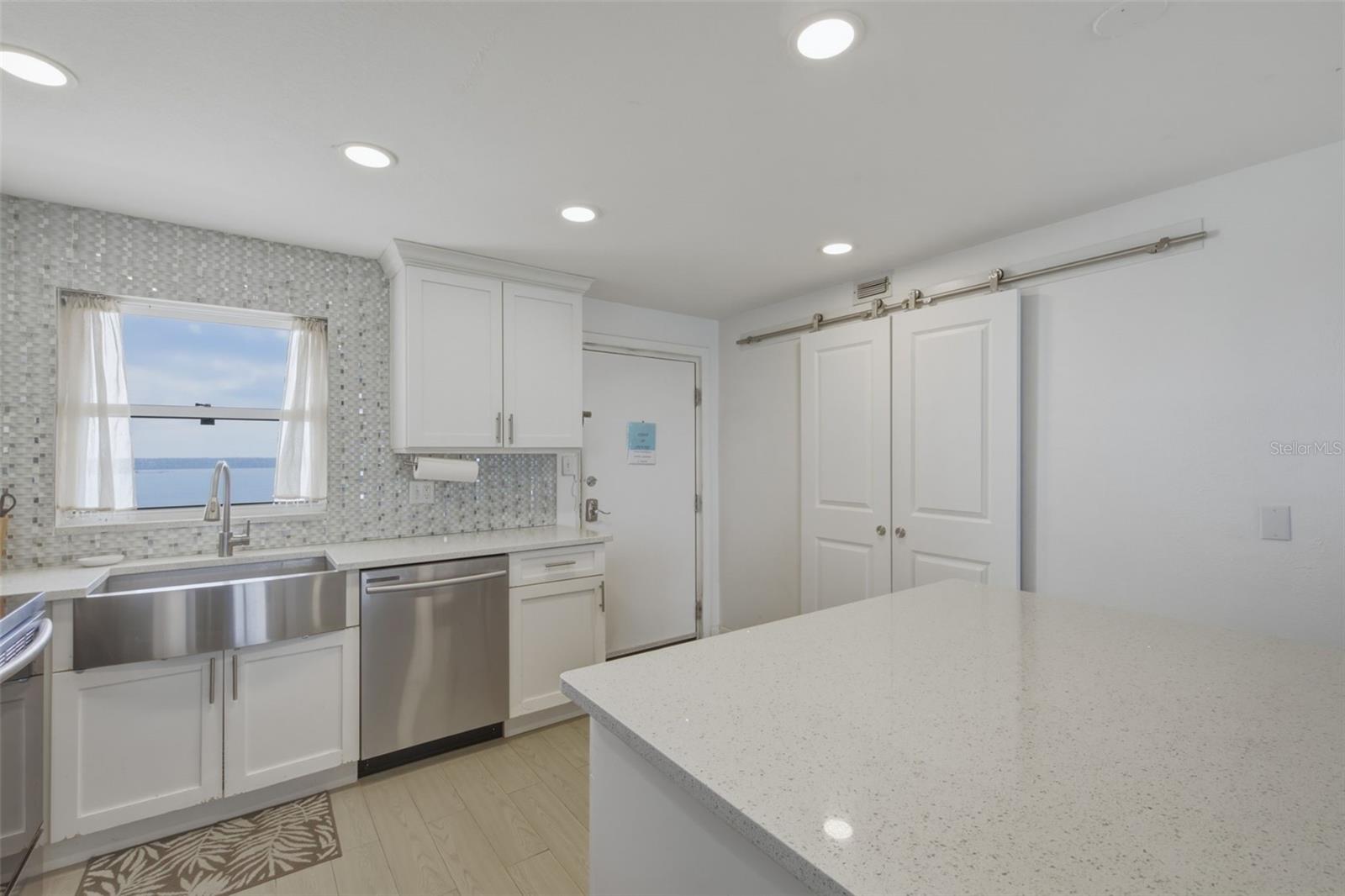 1270 GULF BLVD #1202, CLEARWATER BEACH, FL — photo 7