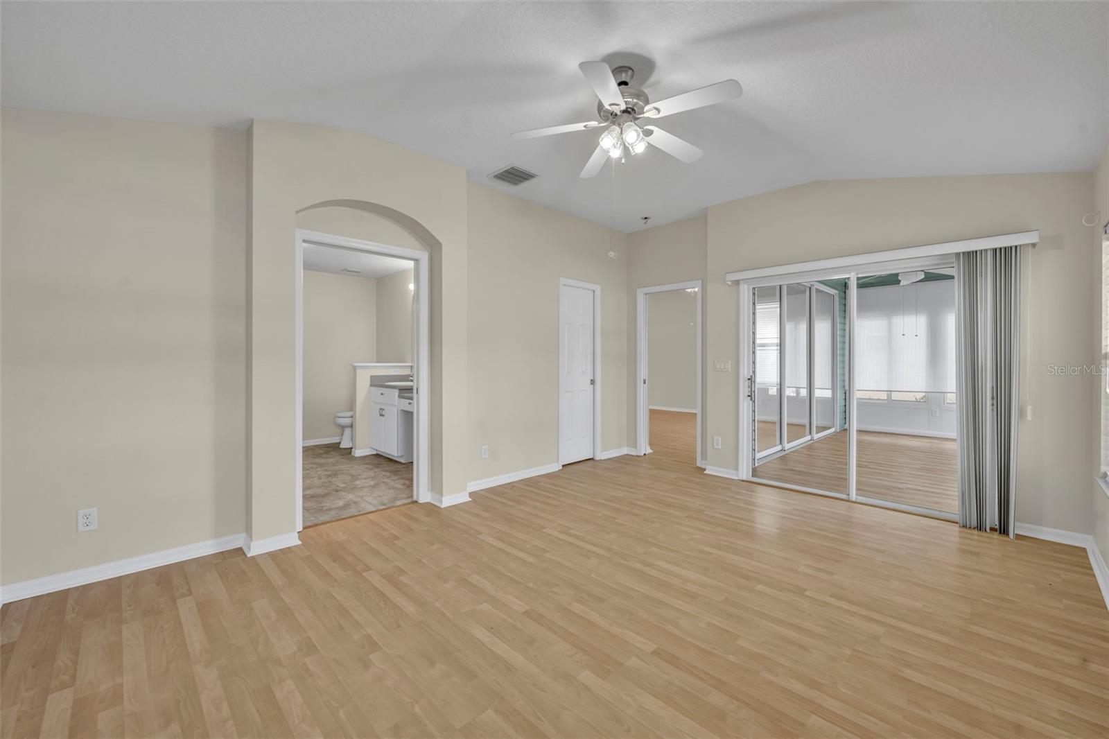 21630 REGENCY PARK LN, LEESBURG, FL — photo 44