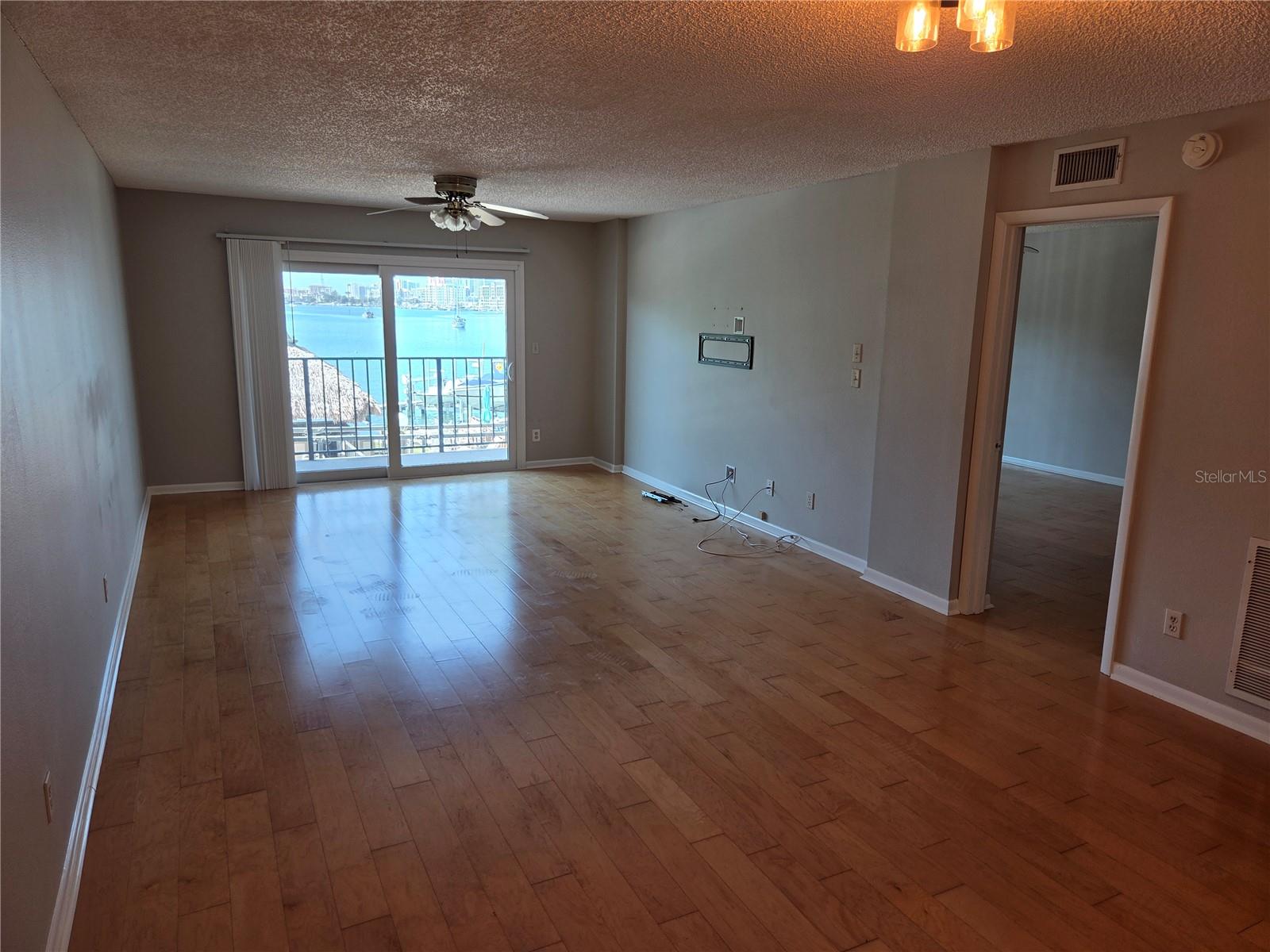 650 ISLAND WAY #202, CLEARWATER BEACH, FL — photo 7