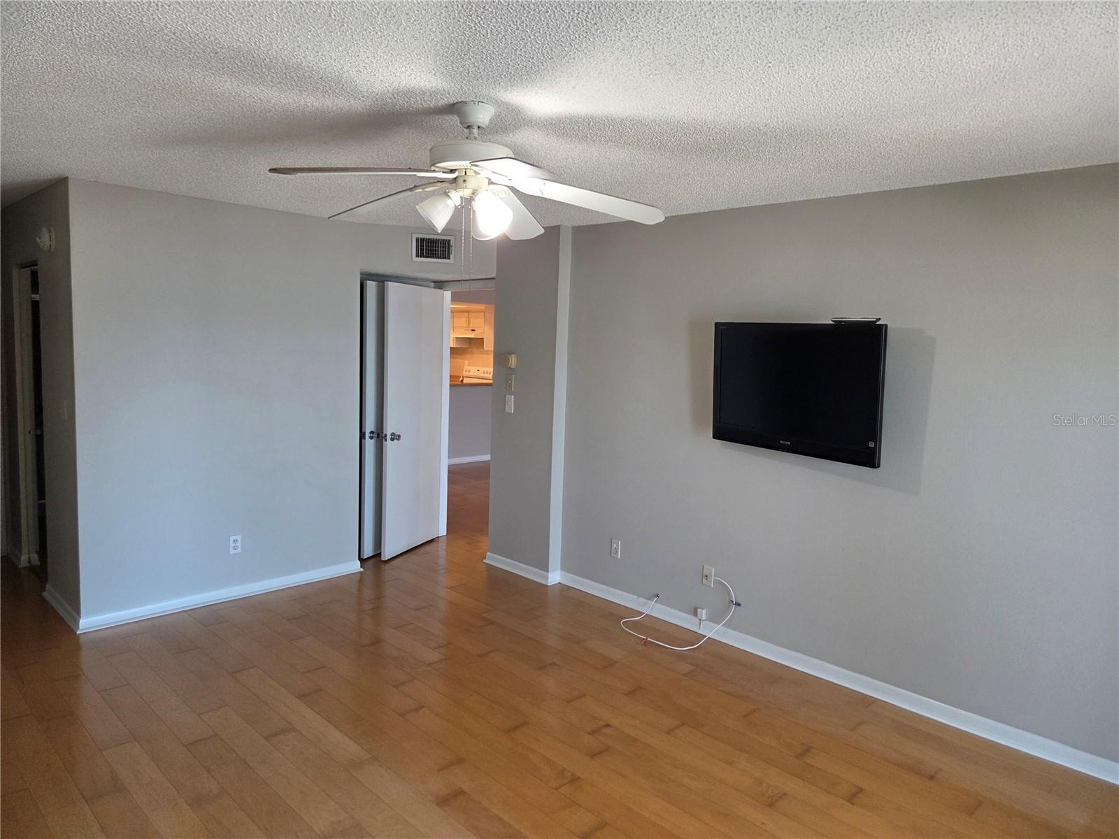 650 ISLAND WAY #202, CLEARWATER BEACH, FL — photo 24