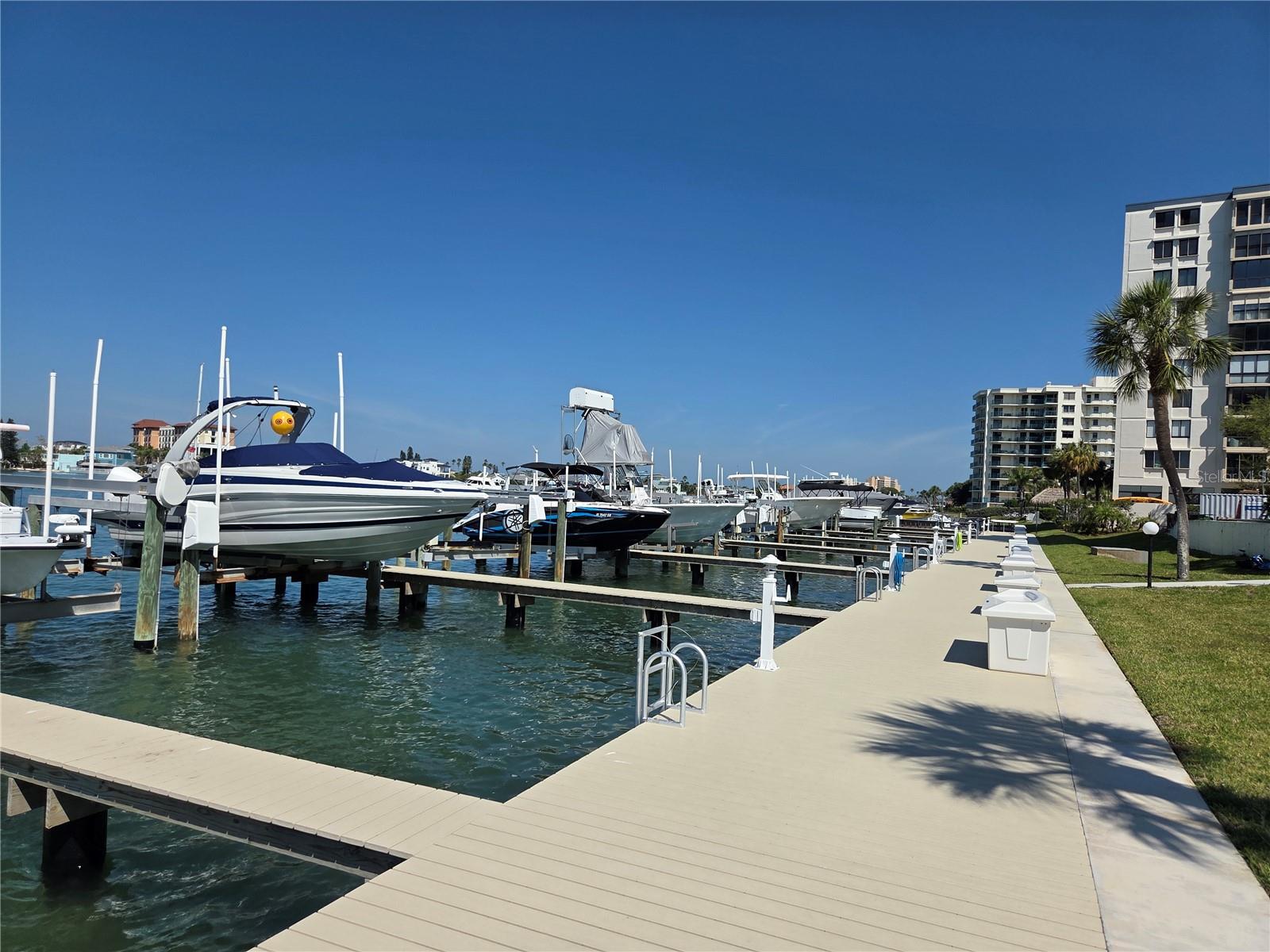 650 ISLAND WAY #202, CLEARWATER BEACH, FL — photo 37