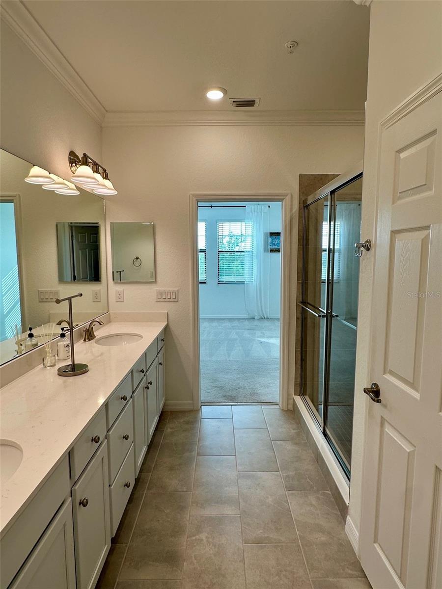 10027 CROOKED CREEK DR #201, VENICE, FL — photo 13
