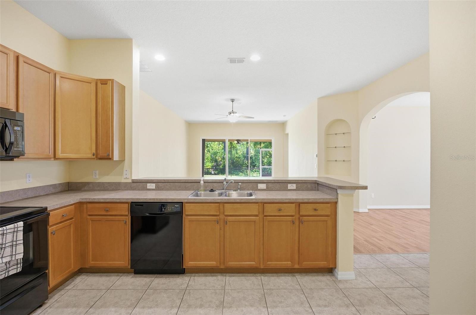 144 MENDOZA CIR, DAYTONA BEACH, FL — photo 19