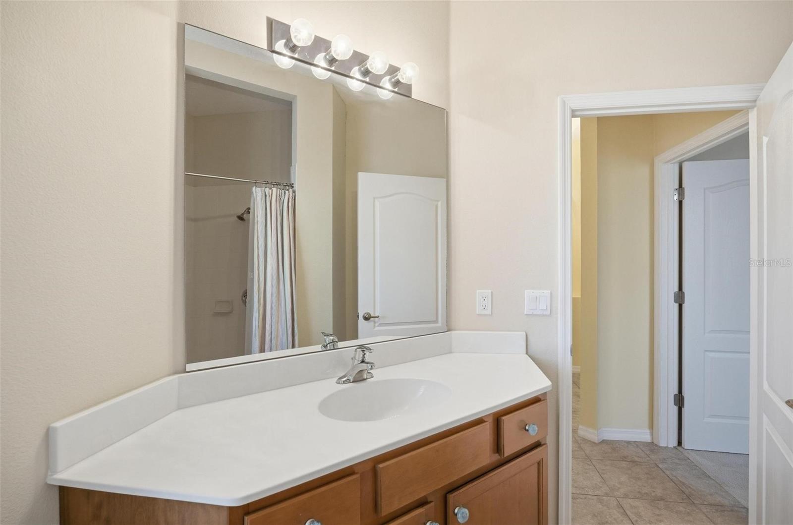 144 MENDOZA CIR, DAYTONA BEACH, FL — photo 52