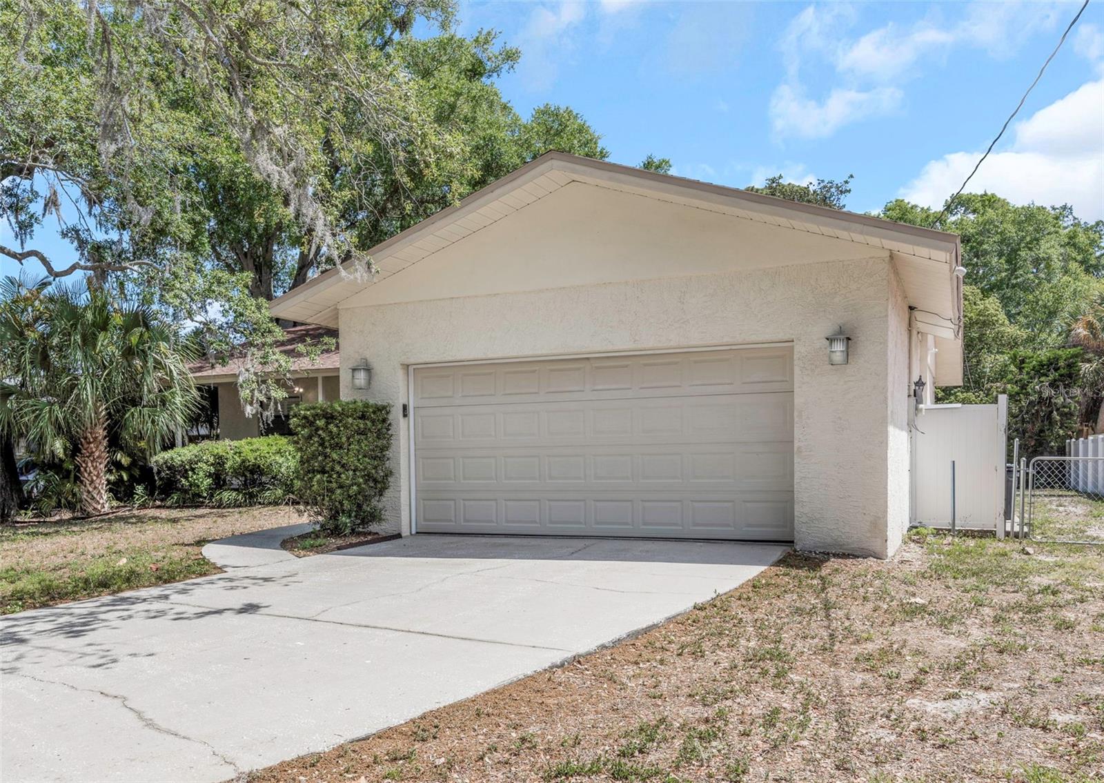 753 SEMINOLE BLVD, TARPON SPRINGS, FL — photo 2