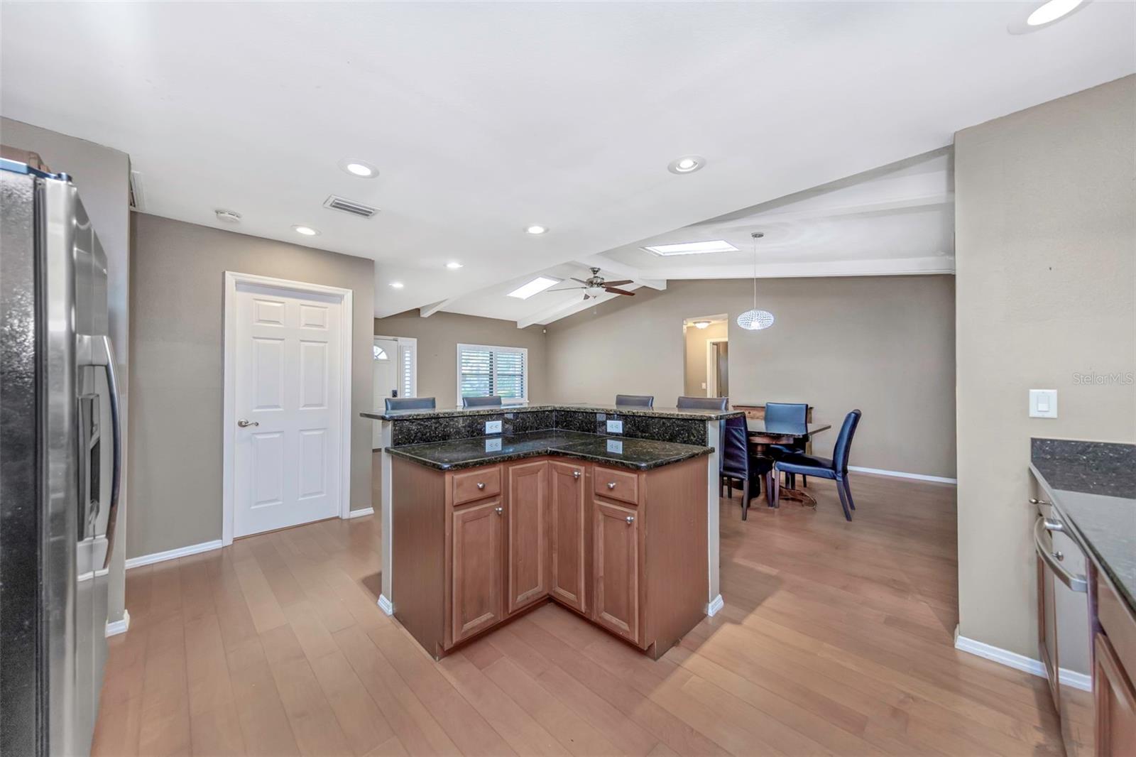 753 SEMINOLE BLVD, TARPON SPRINGS, FL — photo 12