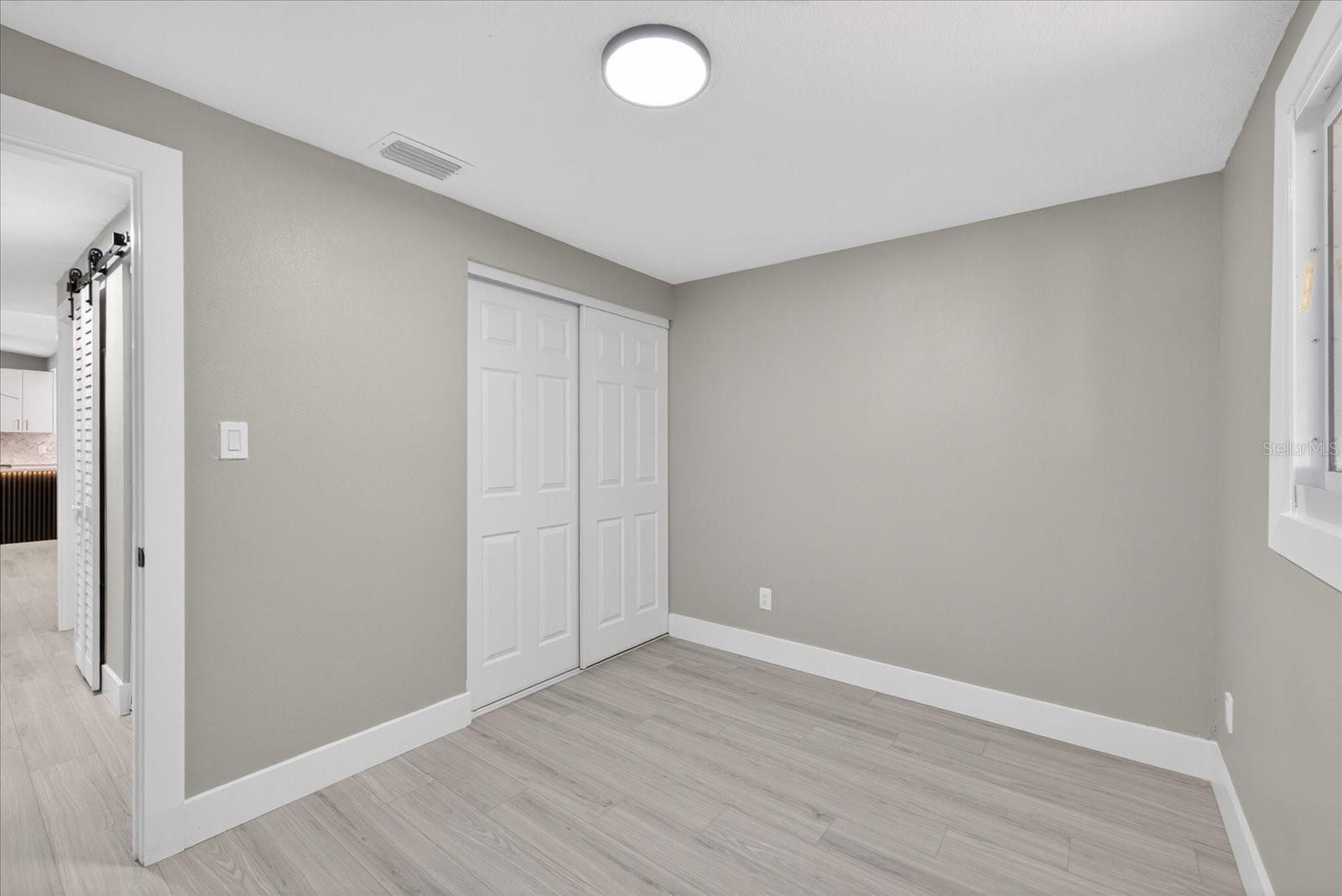 4005 E HENRY AVE, TAMPA, FL — photo 25