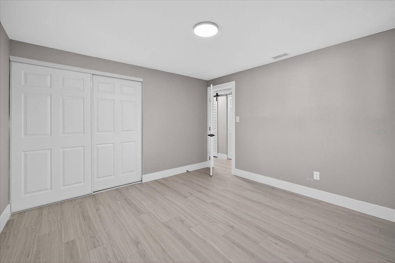 4005 E HENRY AVE, TAMPA, FL — photo 26