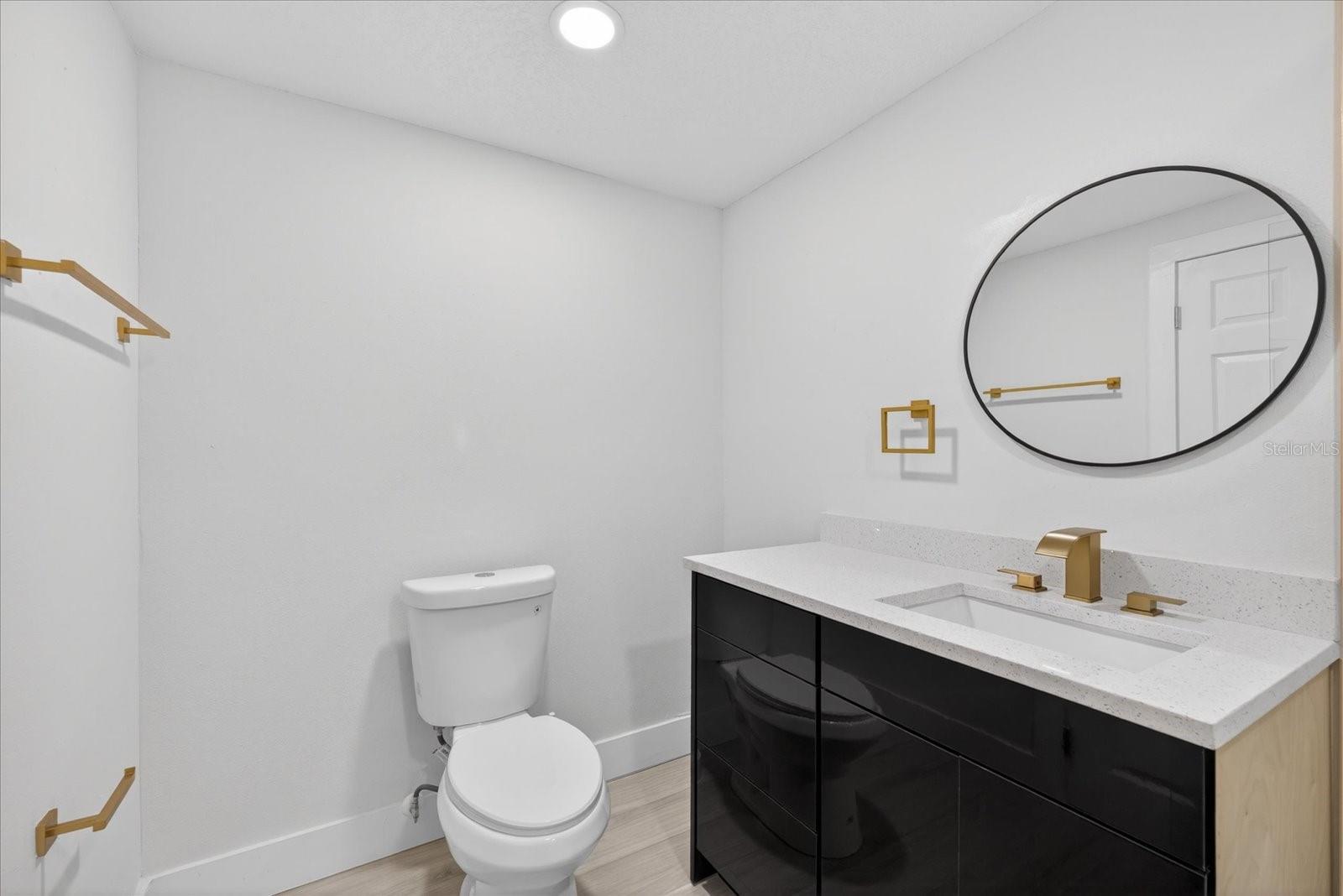 4005 E HENRY AVE, TAMPA, FL — photo 32