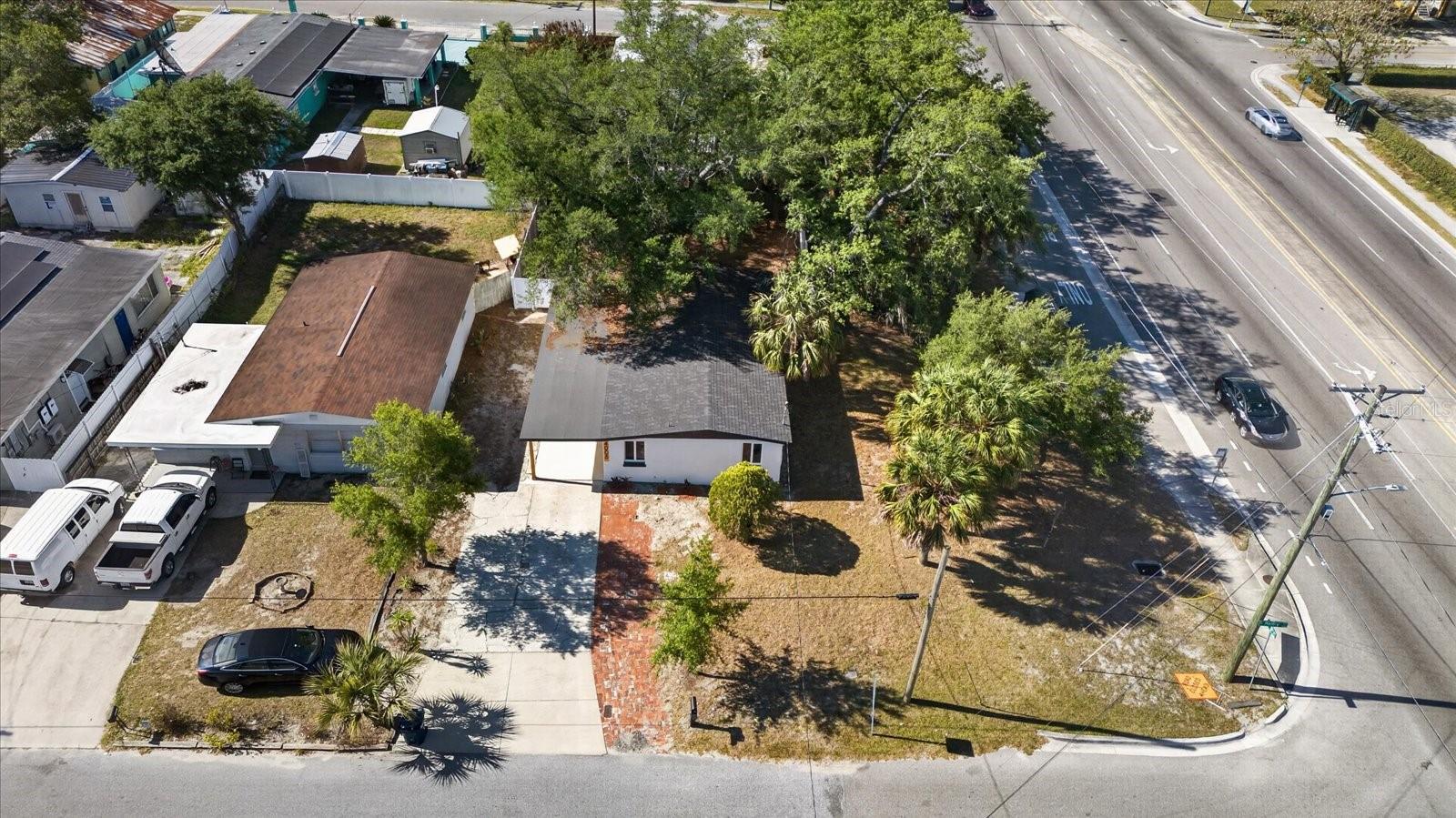4005 E HENRY AVE, TAMPA, FL — photo 40