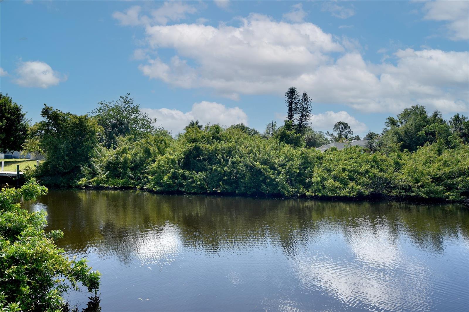 2060 RIVER BASIN TER, PUNTA GORDA, FL — photo 7