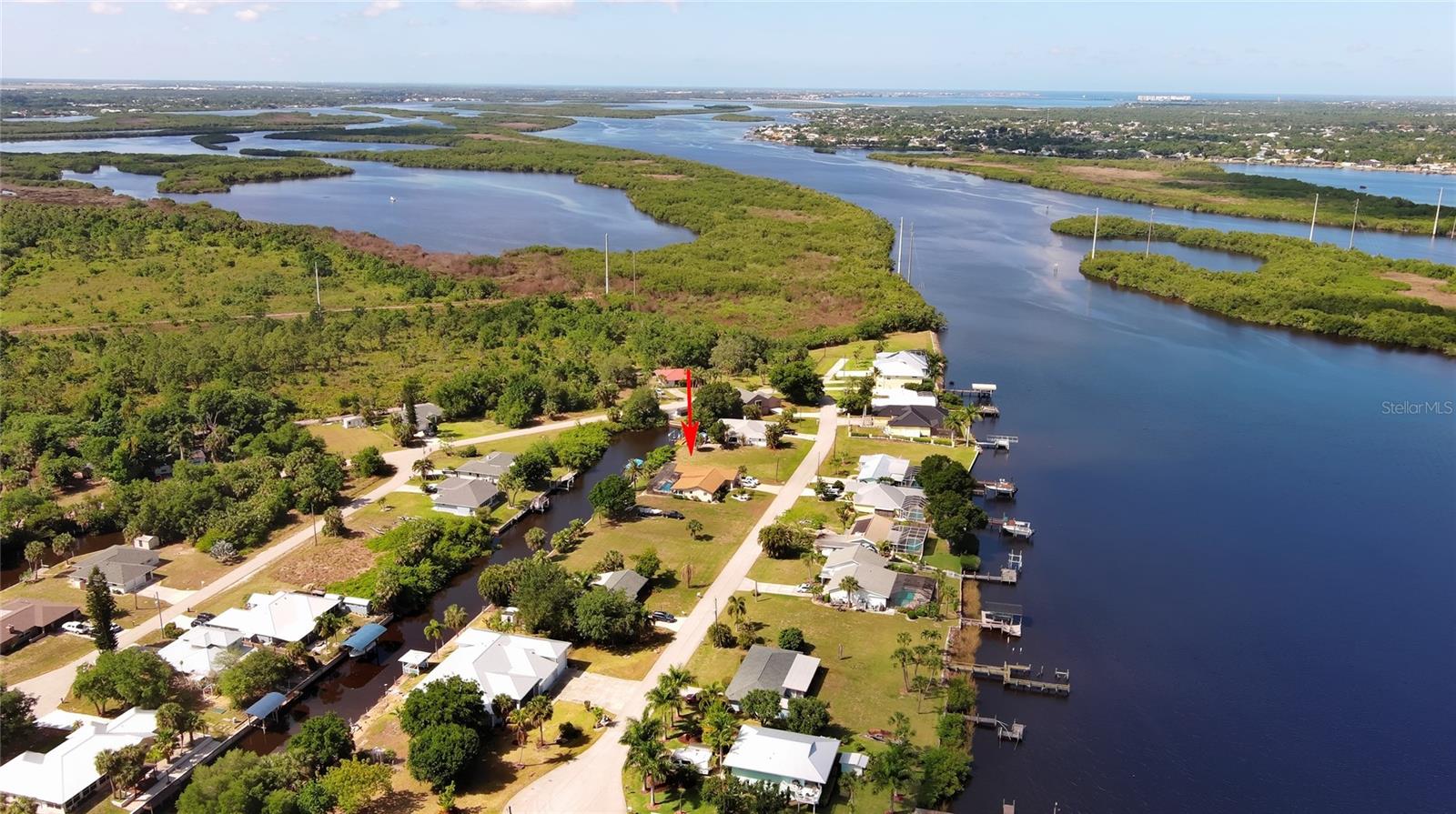 2060 RIVER BASIN TER, PUNTA GORDA, FL — photo 9