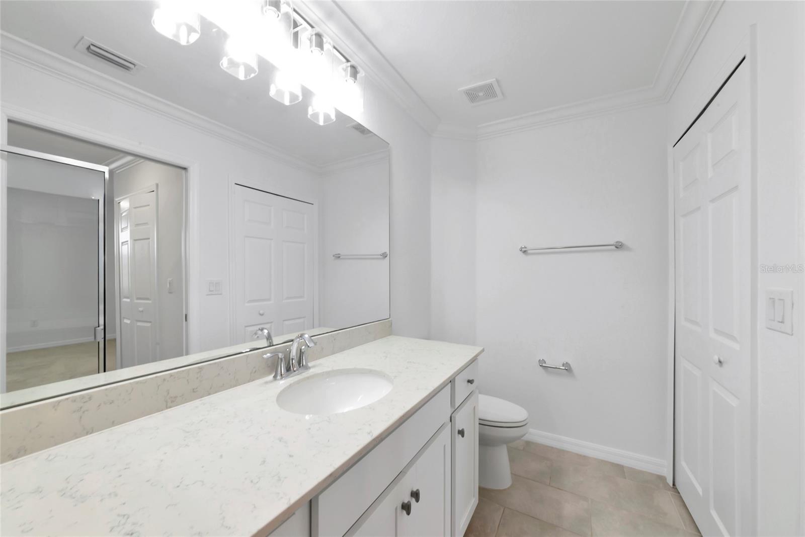 18008 GAWTHROP DR #101, LAKEWOOD RANCH, FL — photo 27