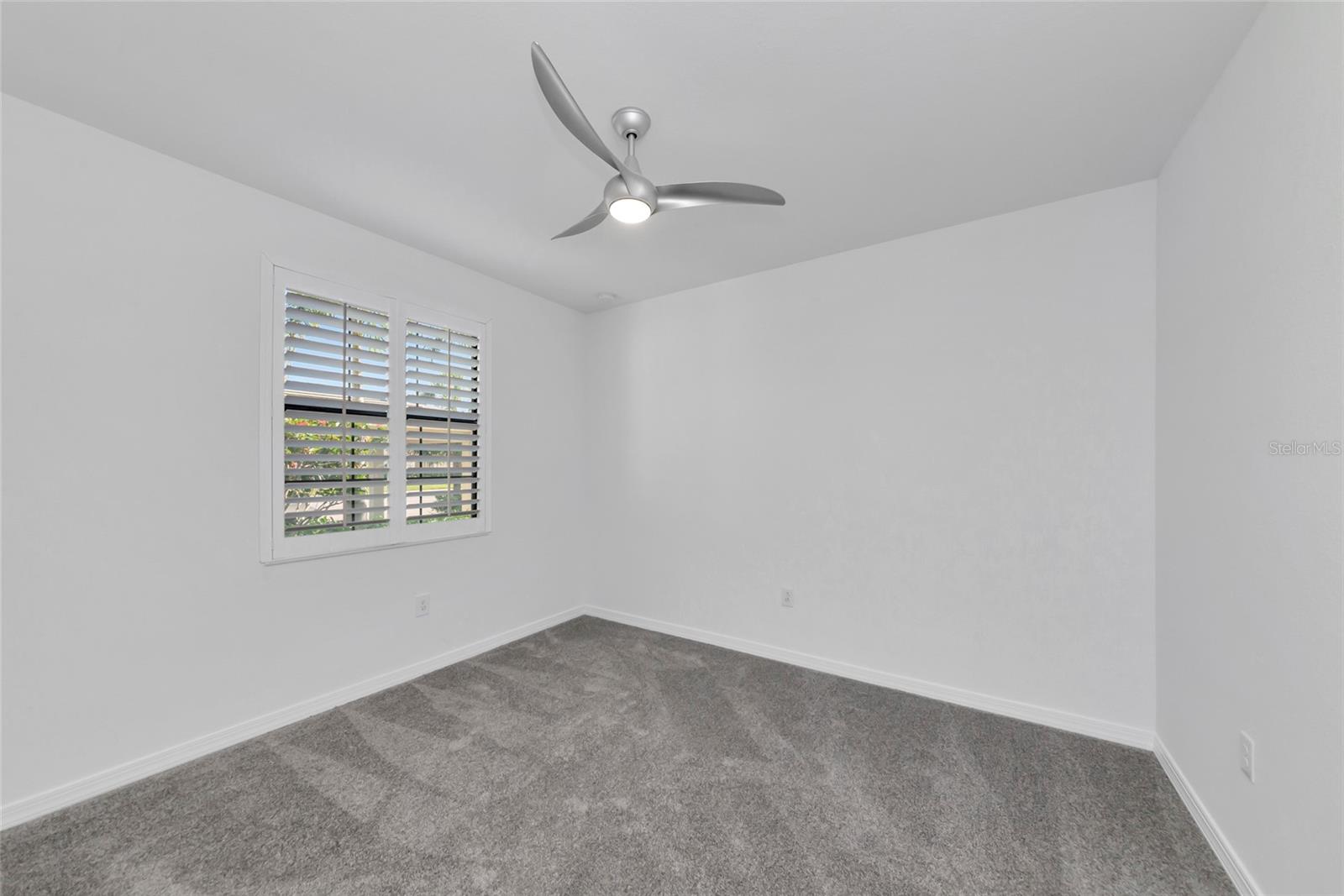 18008 GAWTHROP DR #101, LAKEWOOD RANCH, FL — photo 33